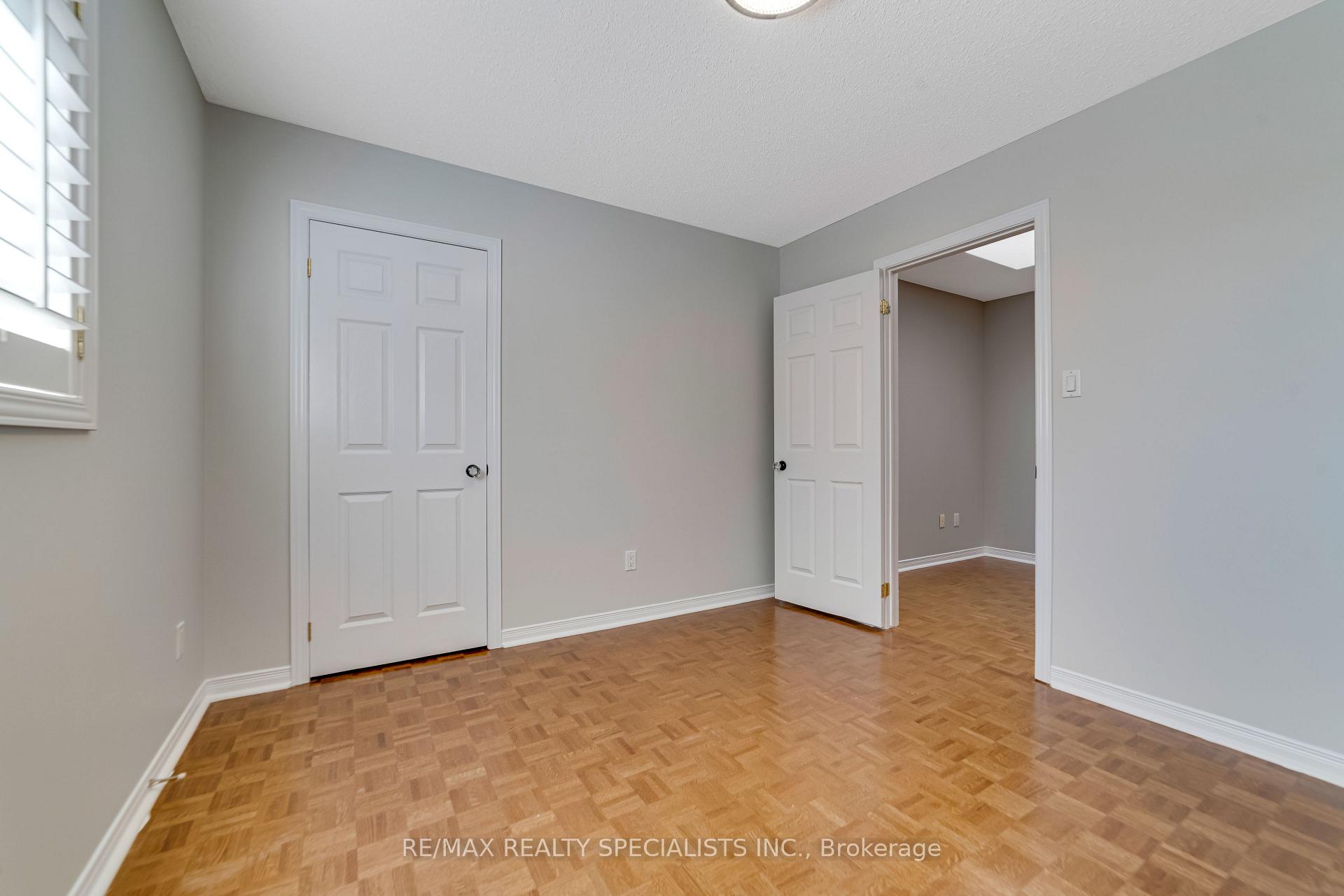 Photo 20 of 2 Torada Court, Brampton, Snelgrove — HOMEH