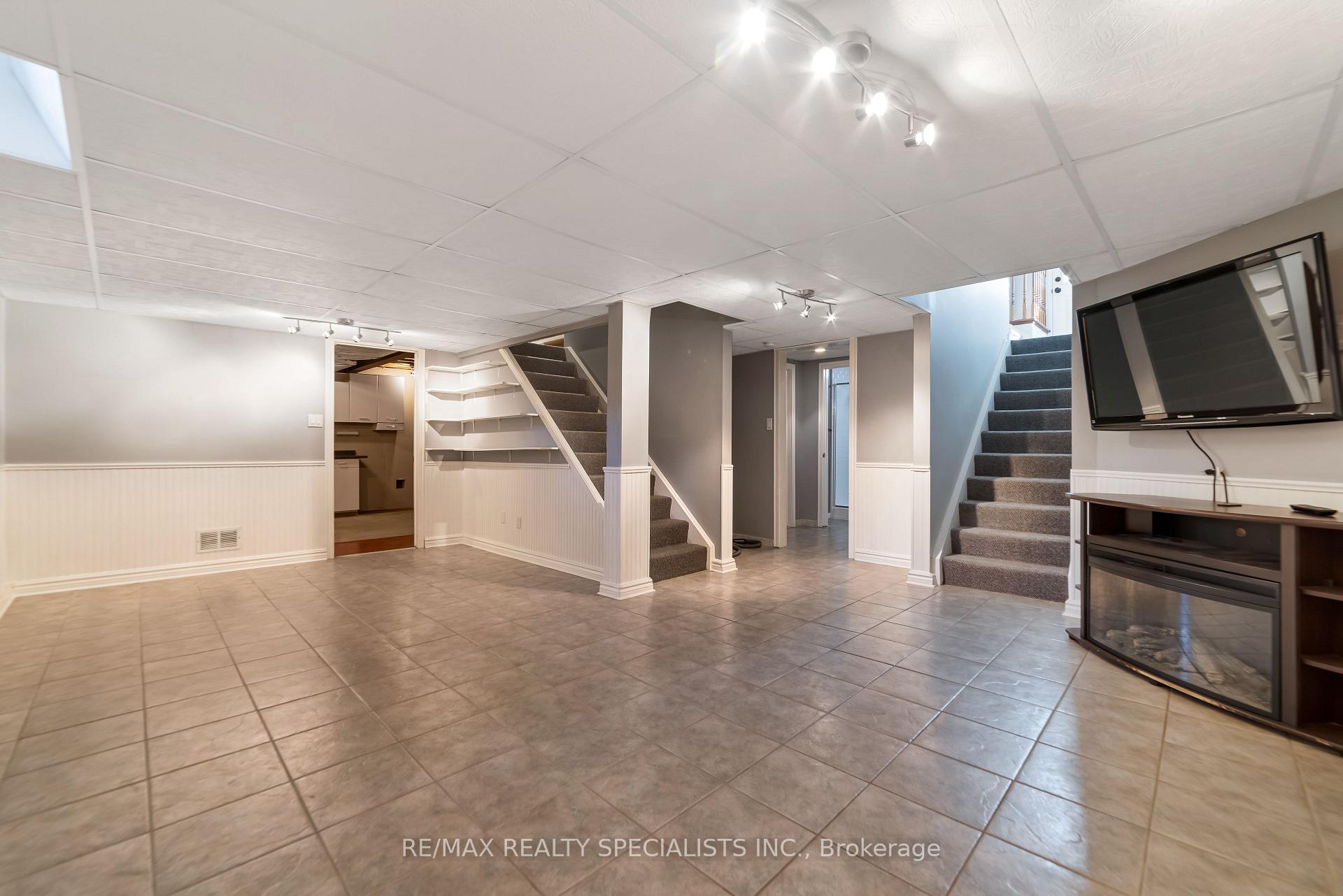Photo 26 of 2 Torada Court, Brampton, Snelgrove — HOMEH