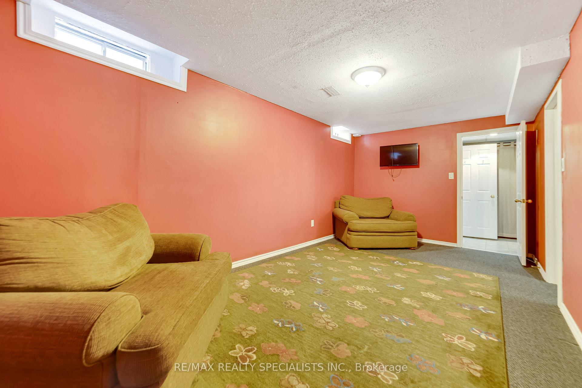 Photo 32 of 2 Torada Court, Brampton, Snelgrove — HOMEH