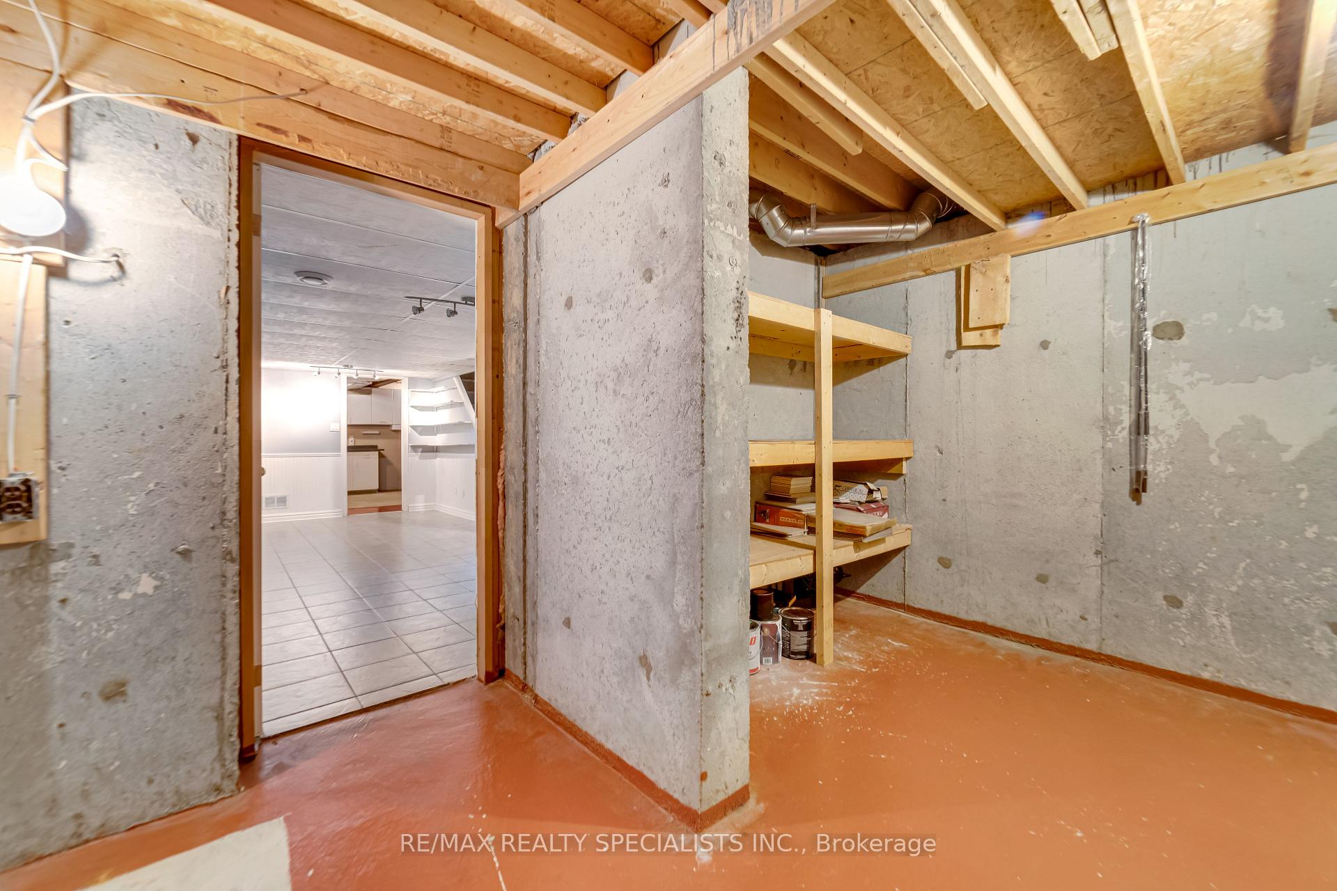 Photo 35 of 2 Torada Court, Brampton, Snelgrove — HOMEH