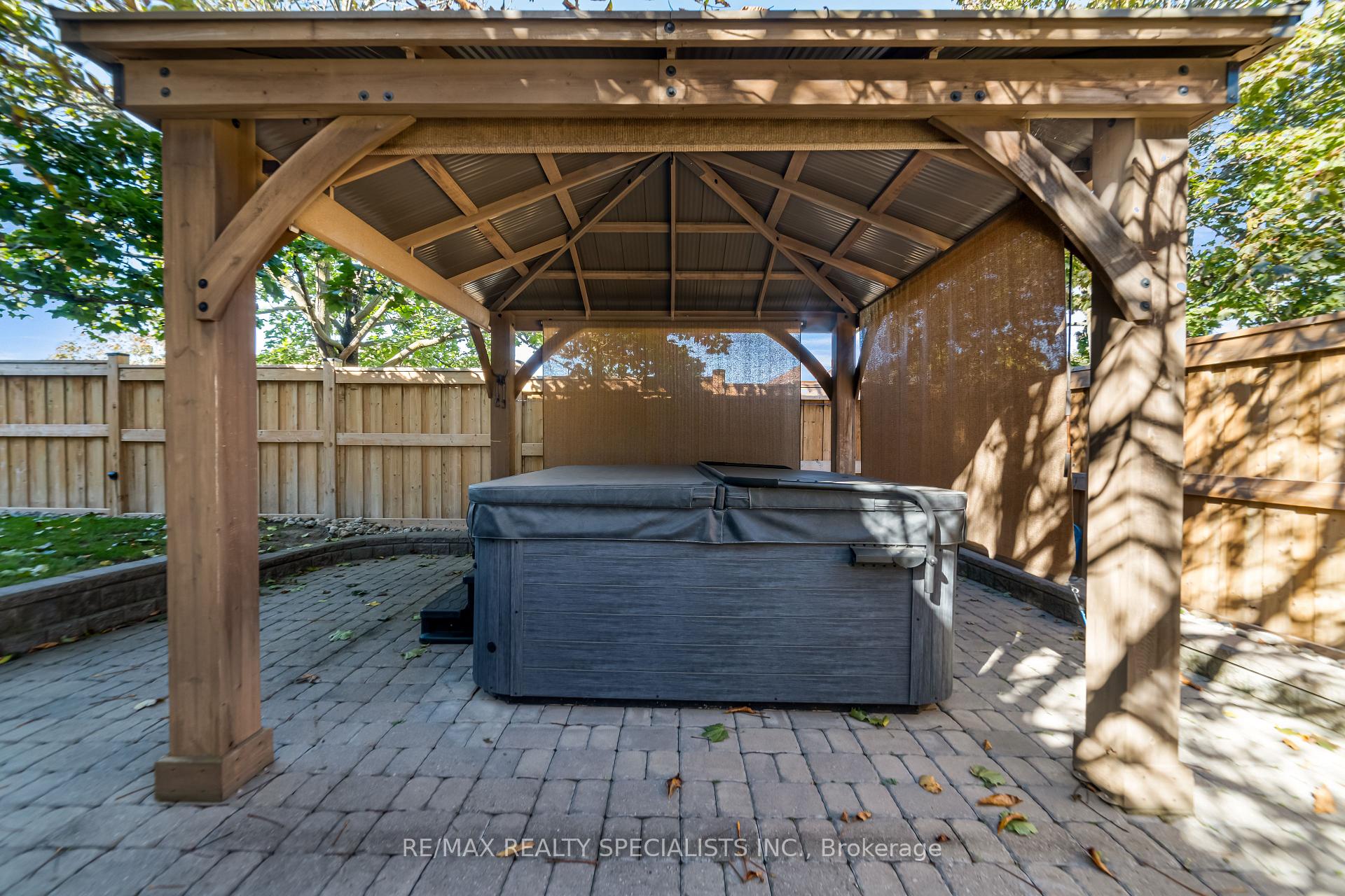 Photo 41 of 2 Torada Court, Brampton, Snelgrove — HOMEH