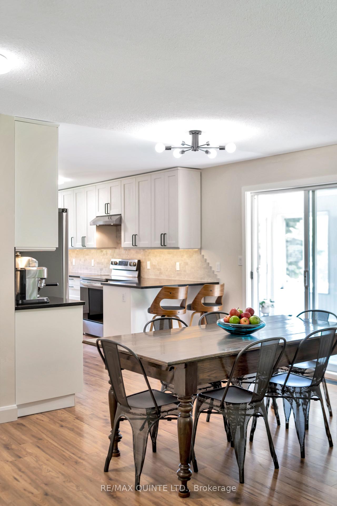 Photo 4 of 1071 Gunter Settlement Road, Quinte West, Murray Ward — HOMEH