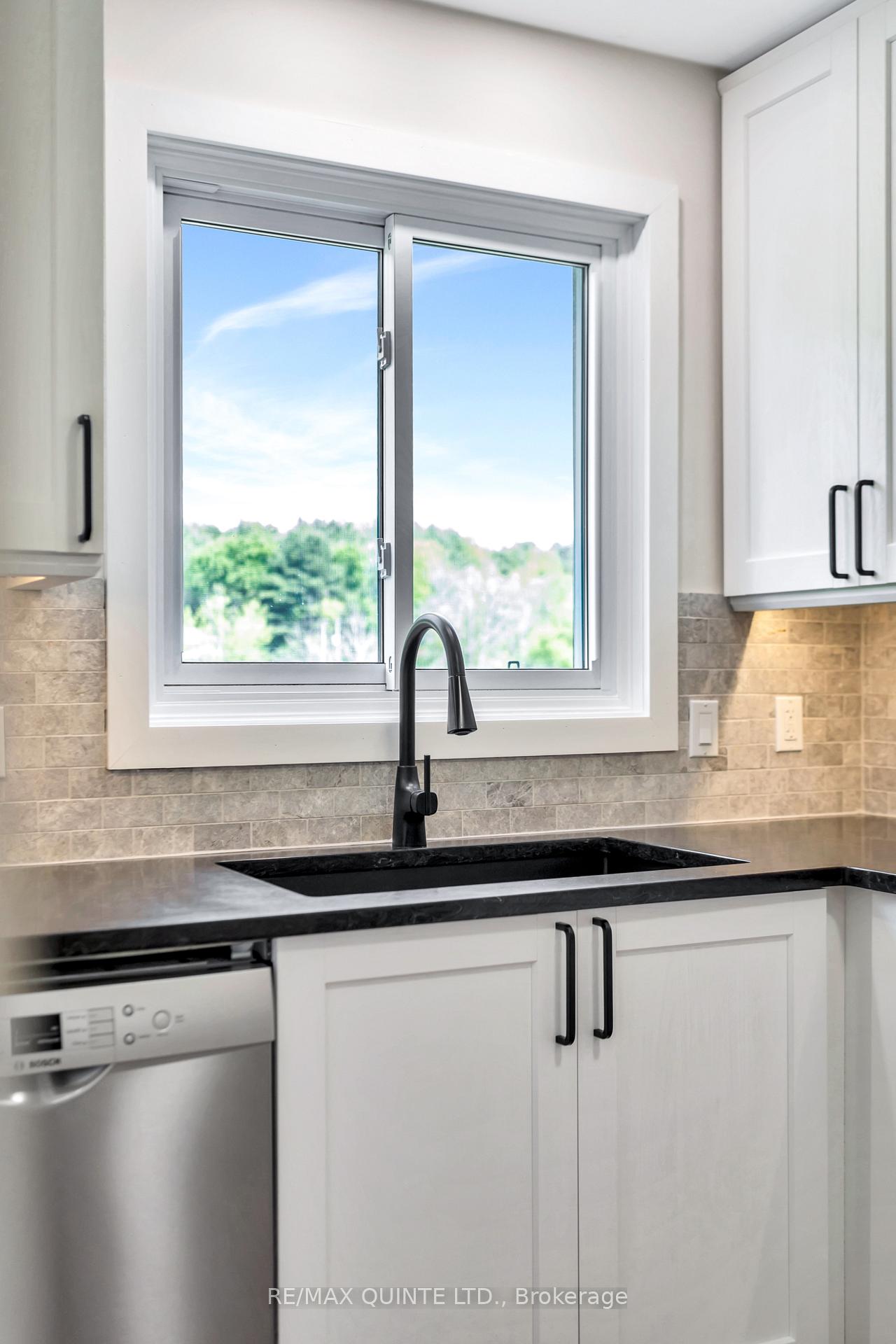 Photo 9 of 1071 Gunter Settlement Road, Quinte West, Murray Ward — HOMEH