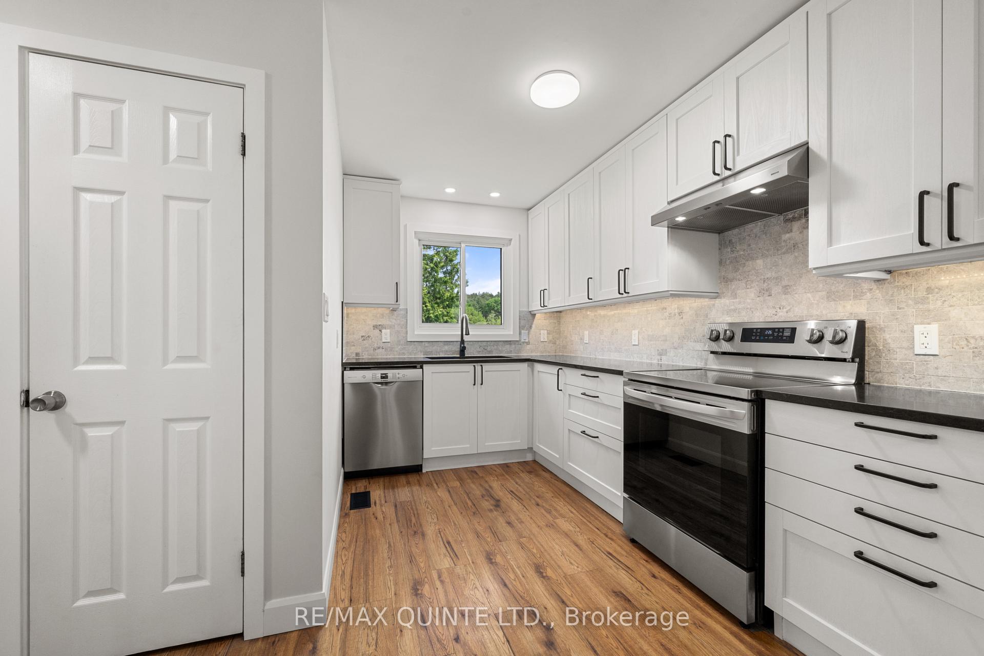 Photo 6 of 1071 Gunter Settlement Road, Quinte West, Murray Ward — HOMEH