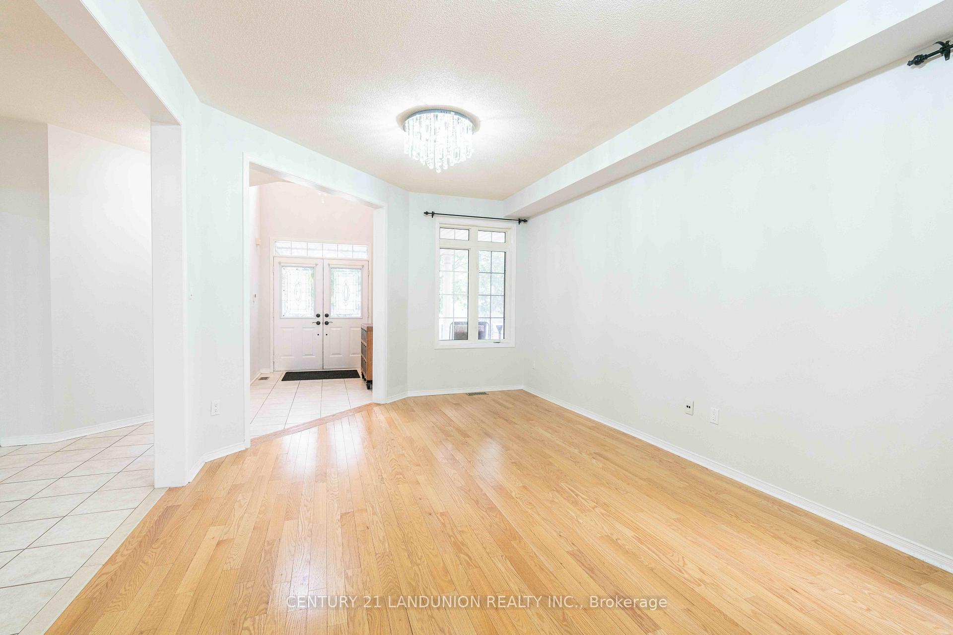 Photo 10 of 58 Stricker Avenue, Markham, Wismer — HOMEH