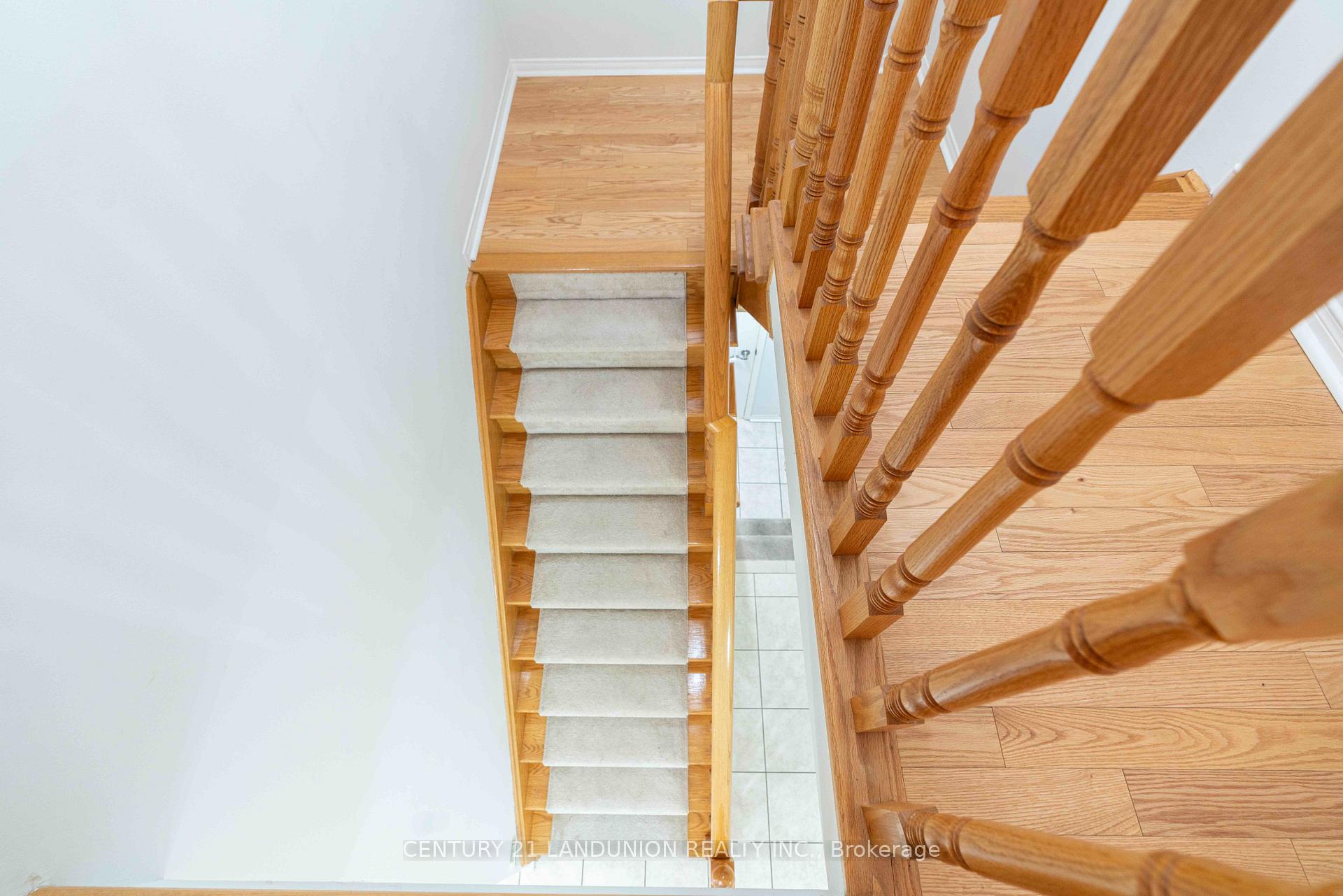 Photo 32 of 58 Stricker Avenue, Markham, Wismer — HOMEH