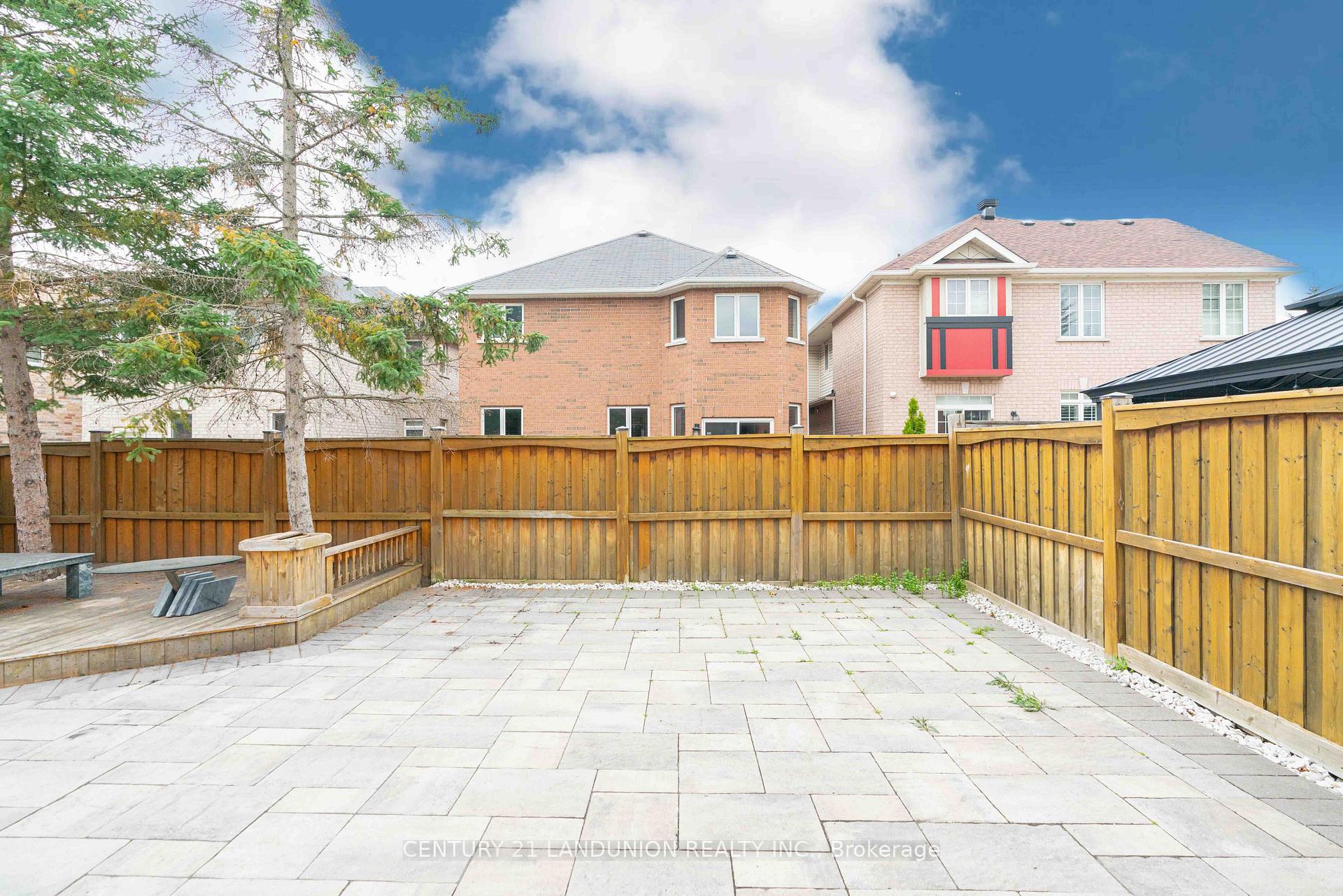 Photo 29 of 58 Stricker Avenue, Markham, Wismer — HOMEH