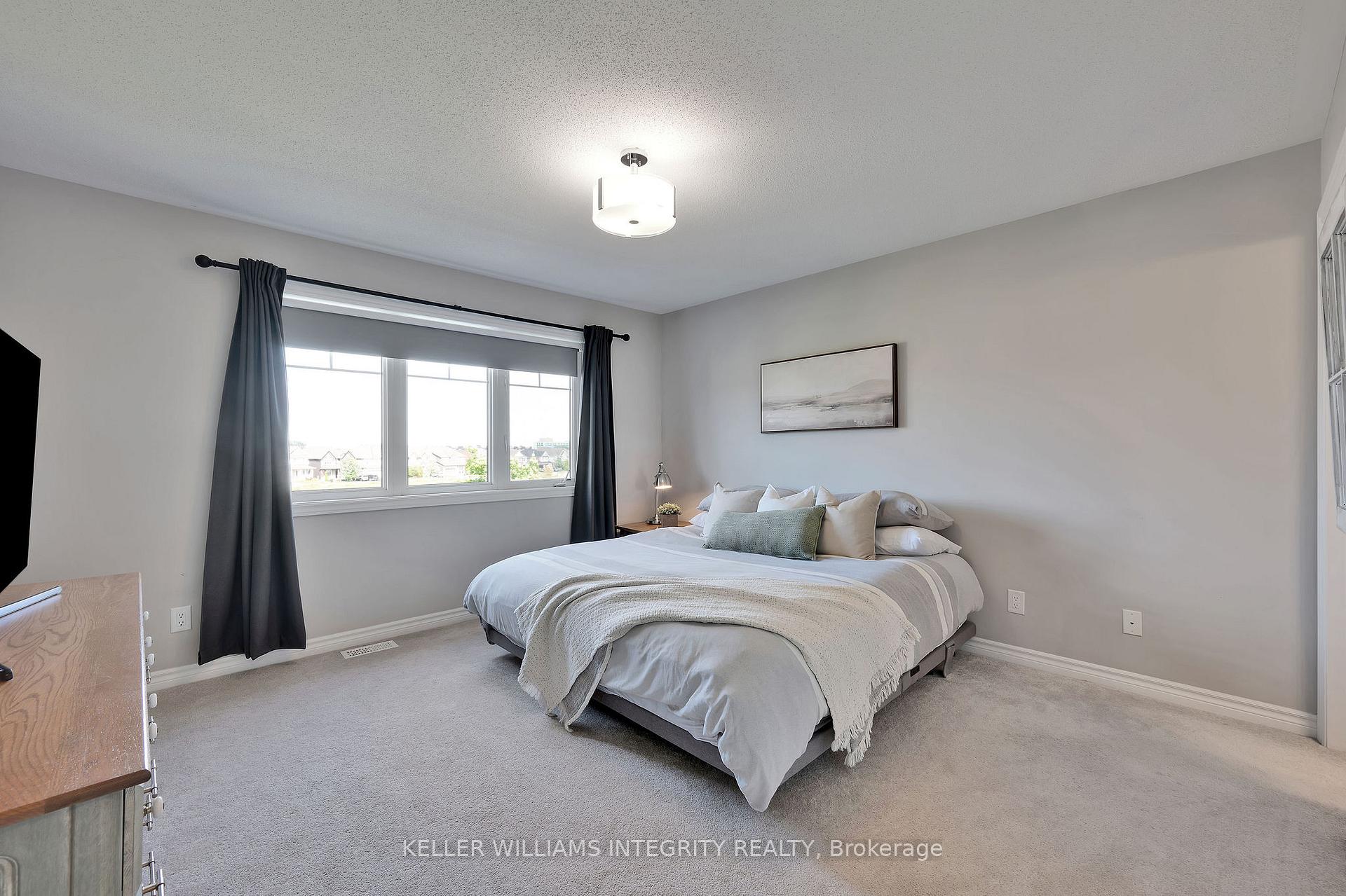 Photo 17 of 332 Astelia Crescent, Ottawa, Stittsville (North) — HOMEH