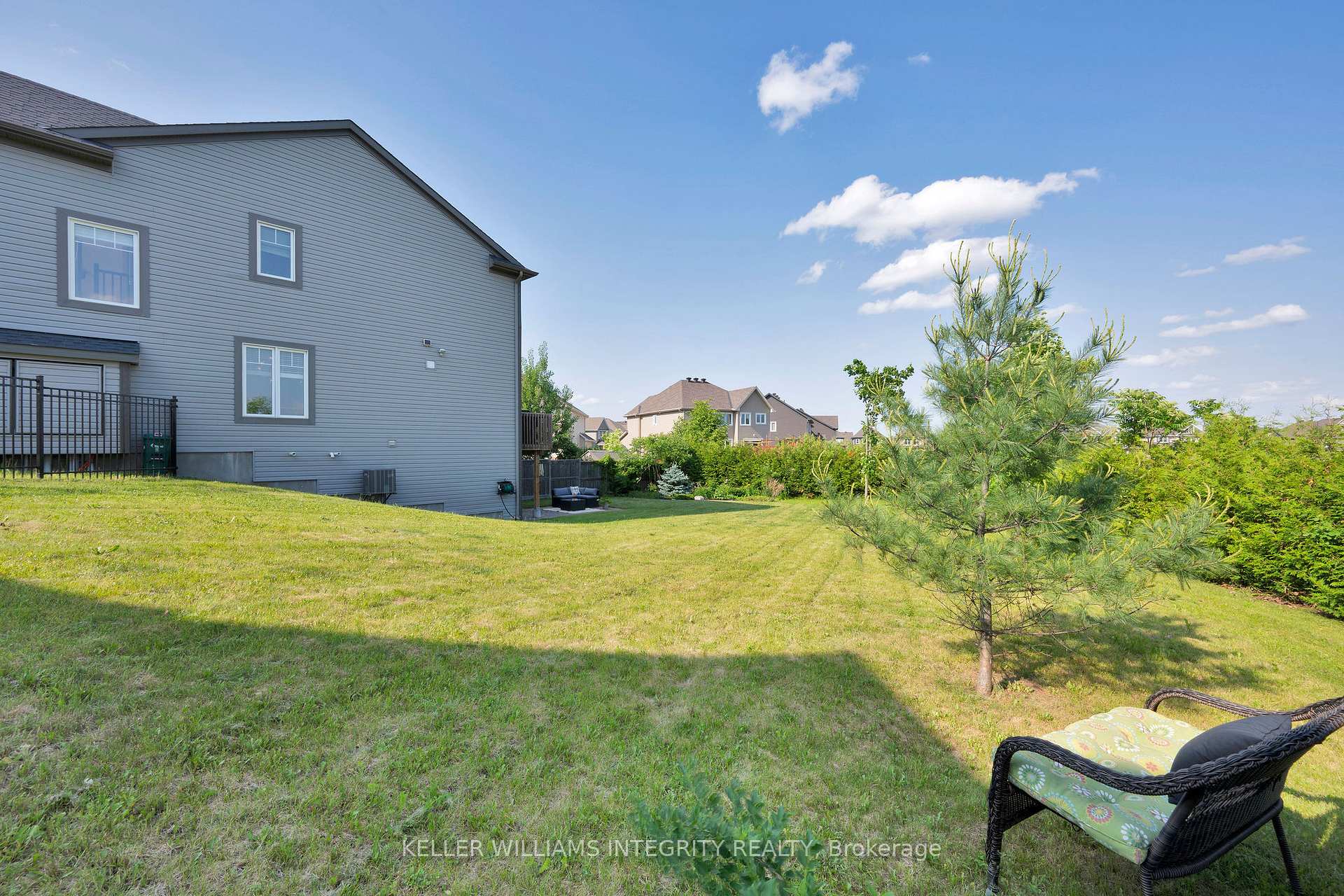 Photo 13 of 332 Astelia Crescent, Ottawa, Stittsville (North) — HOMEH
