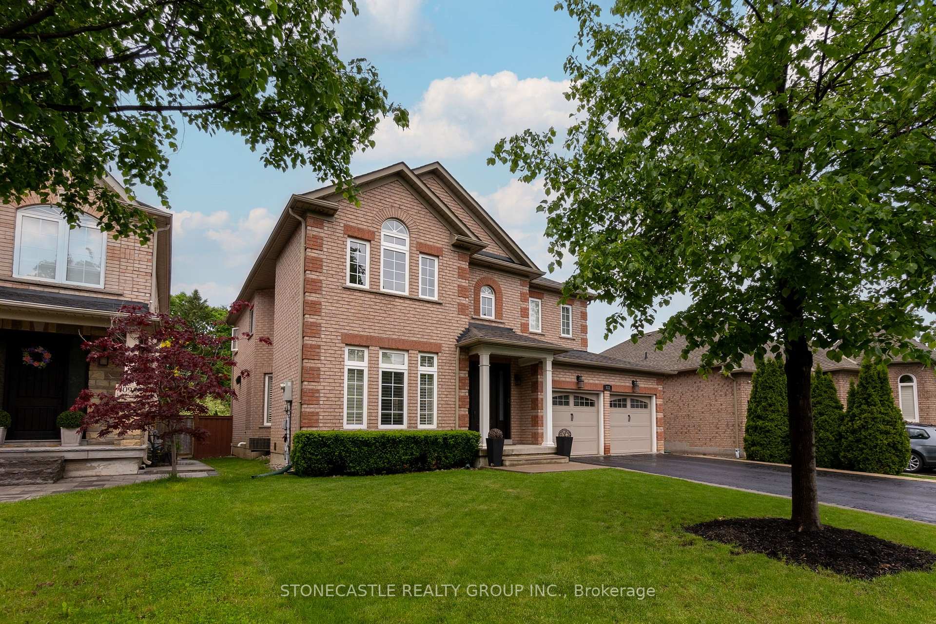 Photo 2 of 113 Rota Crescent, Vaughan, Sonoma Heights — HOMEH