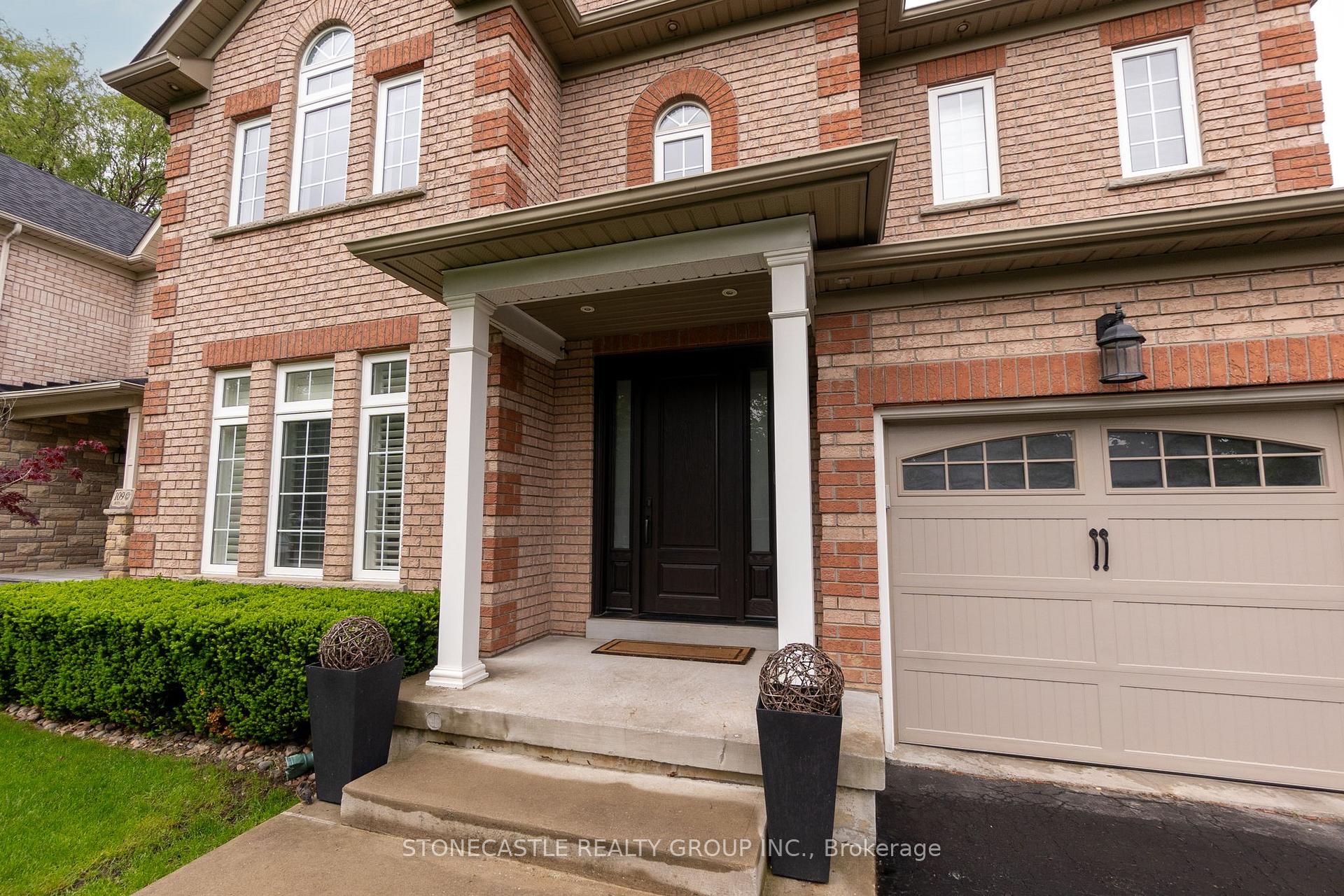 Photo 11 of 113 Rota Crescent, Vaughan, Sonoma Heights — HOMEH