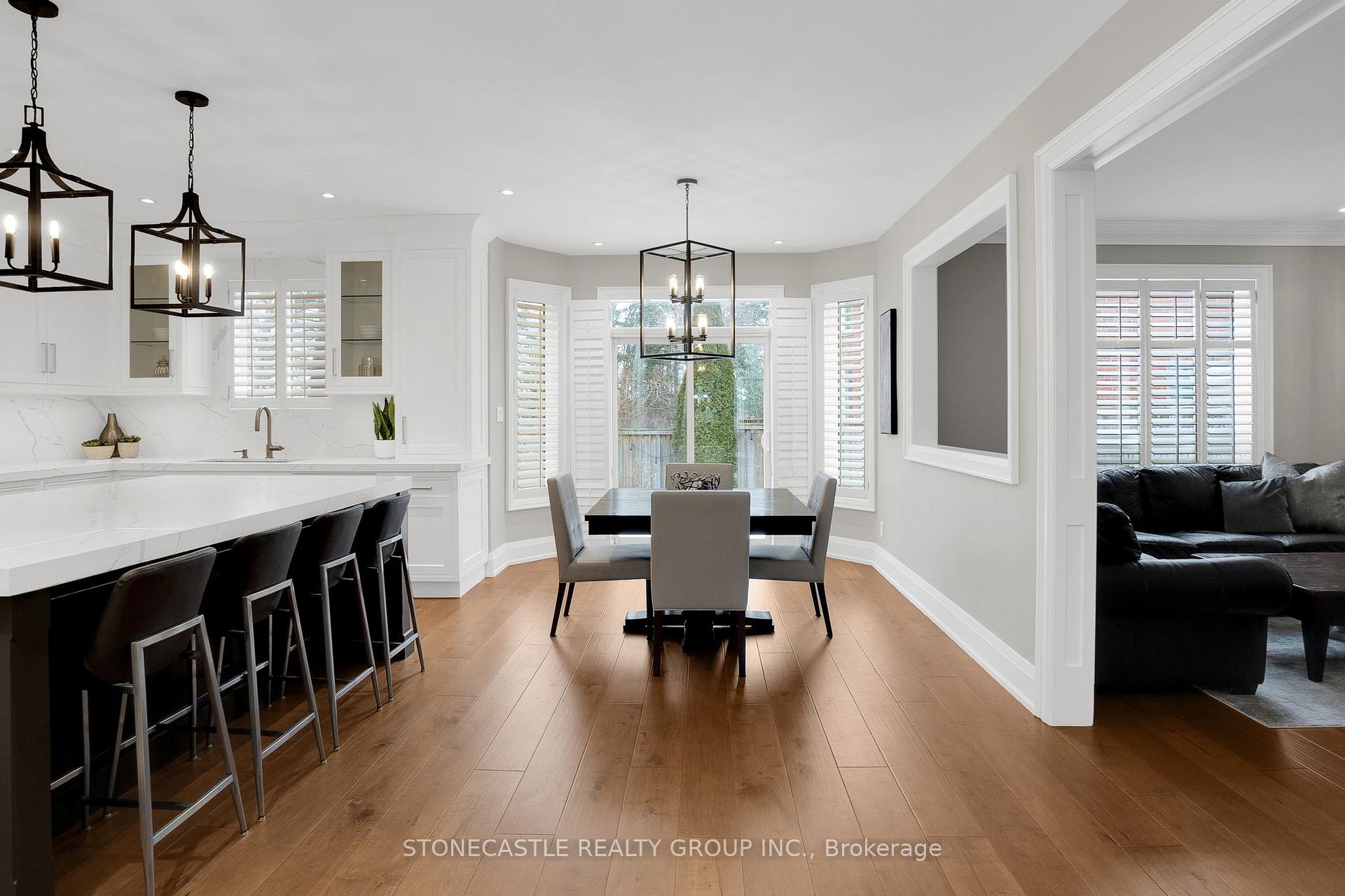 Photo 6 of 113 Rota Crescent, Vaughan, Sonoma Heights — HOMEH