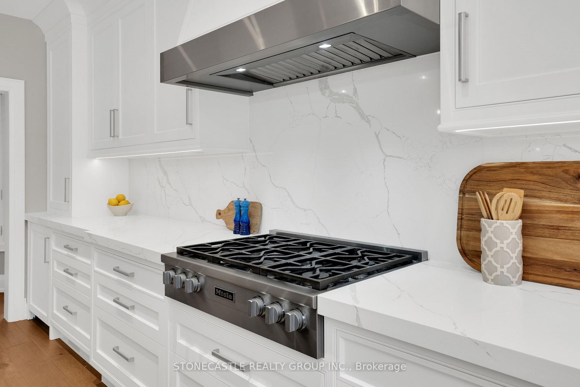 Photo 21 of 113 Rota Crescent, Vaughan, Sonoma Heights — HOMEH