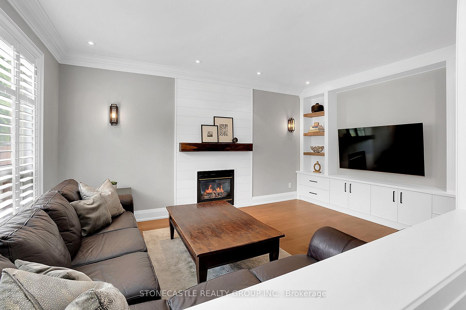 Photo 19 of 113 Rota Crescent, Vaughan, Sonoma Heights — HOMEH