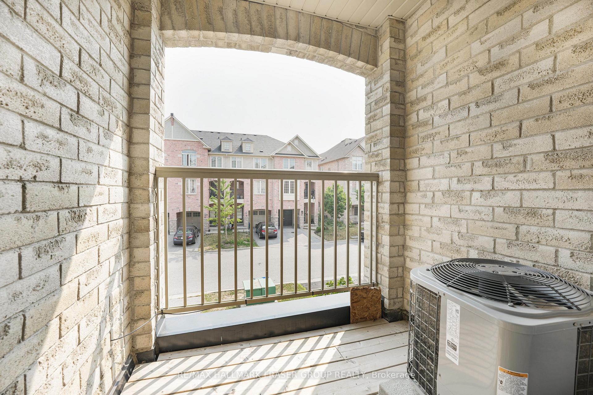Photo 6 of 18 Silvester Street, Ajax, Northeast Ajax — HOMEH