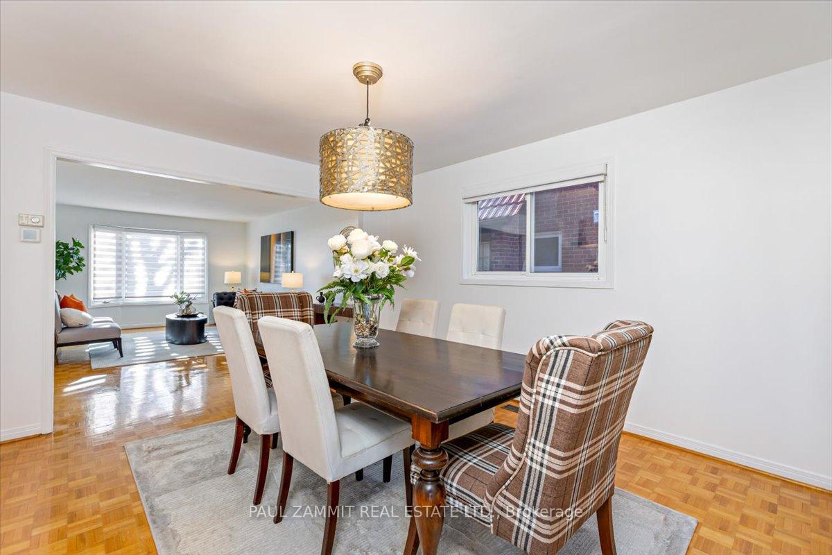 Photo 24 of 16 Parklawn Crescent, Markham, Thornlea — HOMEH