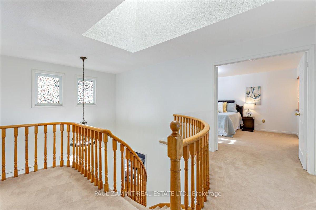Photo 12 of 16 Parklawn Crescent, Markham, Thornlea — HOMEH