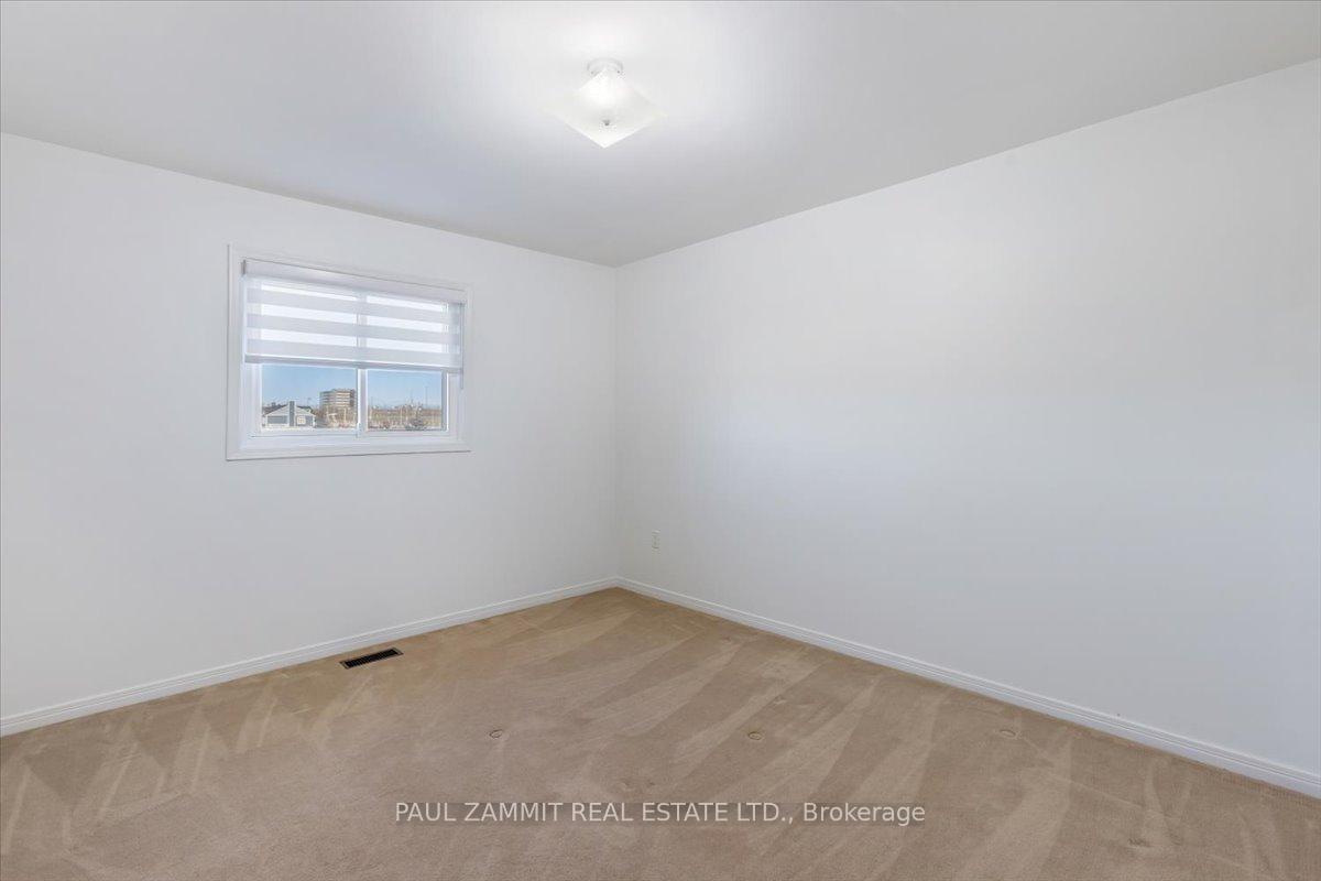 Photo 14 of 16 Parklawn Crescent, Markham, Thornlea — HOMEH