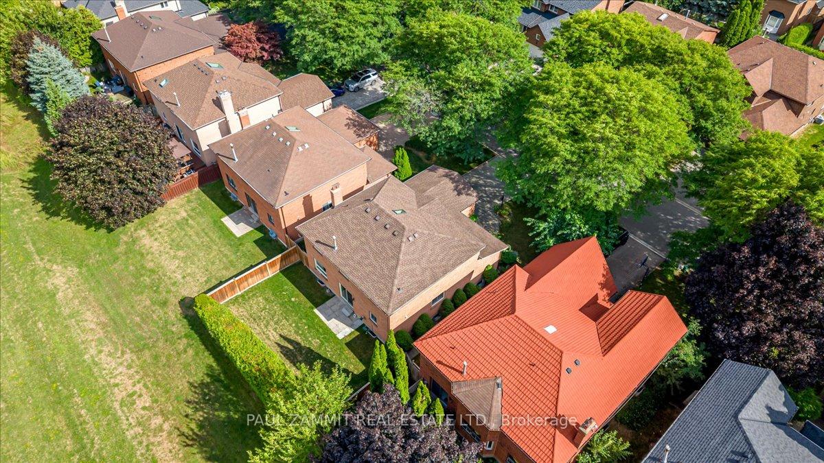Photo 38 of 16 Parklawn Crescent, Markham, Thornlea — HOMEH