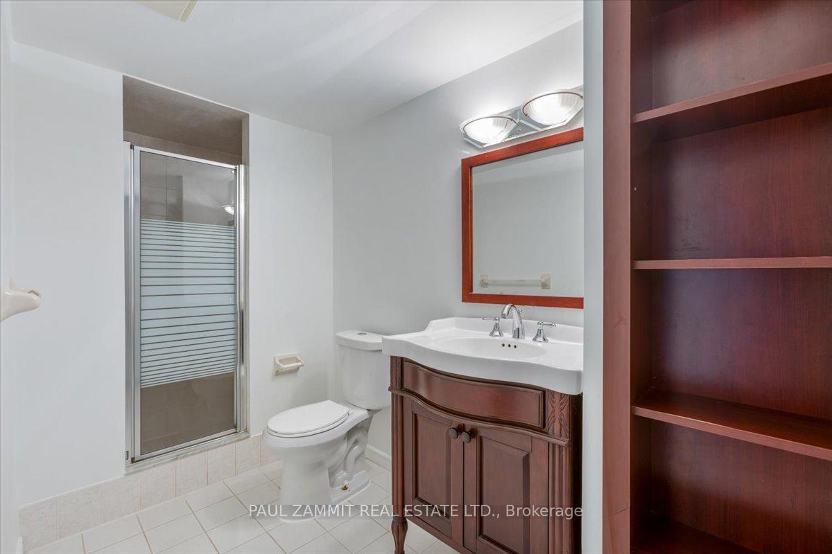 Photo 17 of 16 Parklawn Crescent, Markham, Thornlea — HOMEH