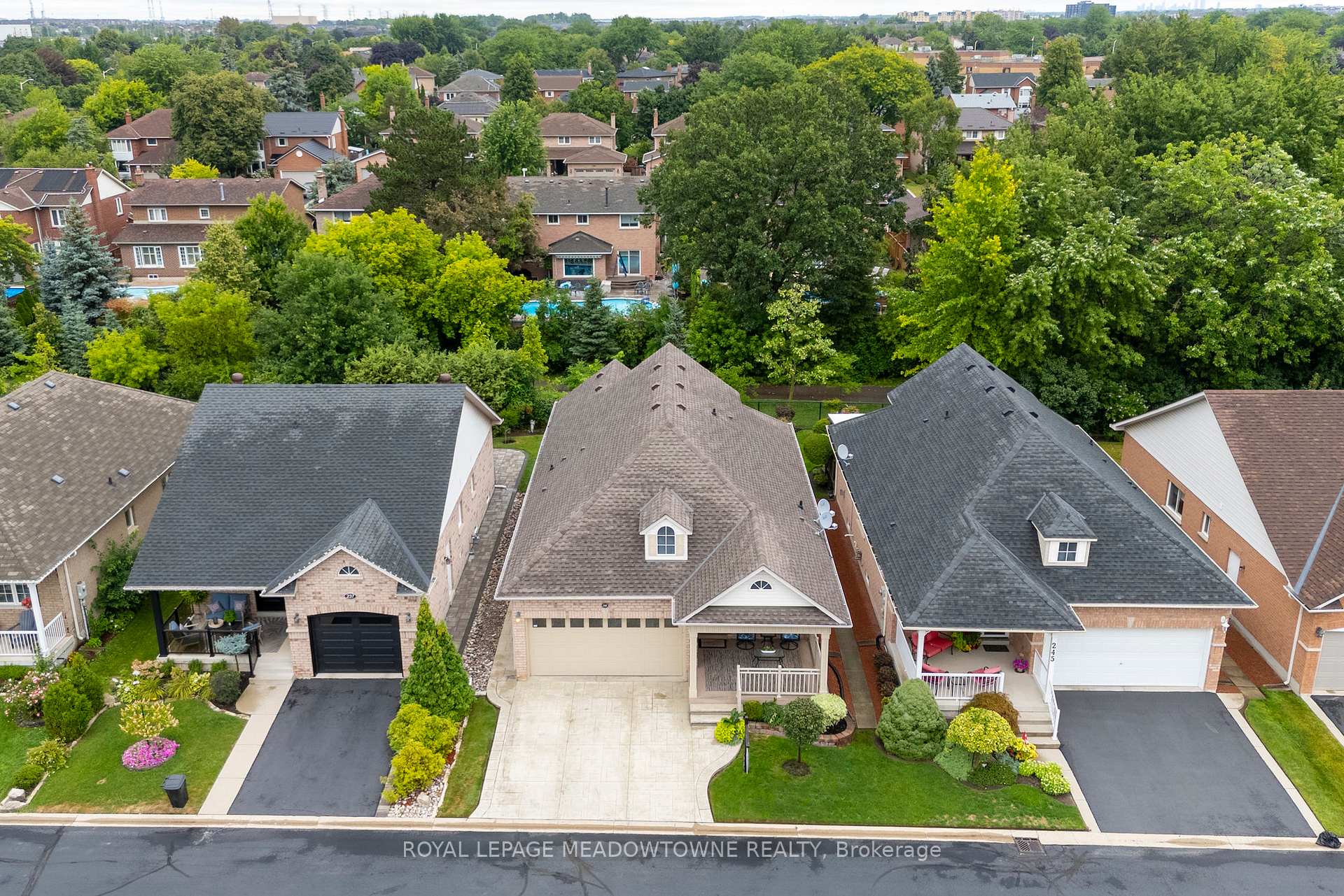 Photo 9 of 241 Ledwith Drive, Milton, Timberlea — HOMEH