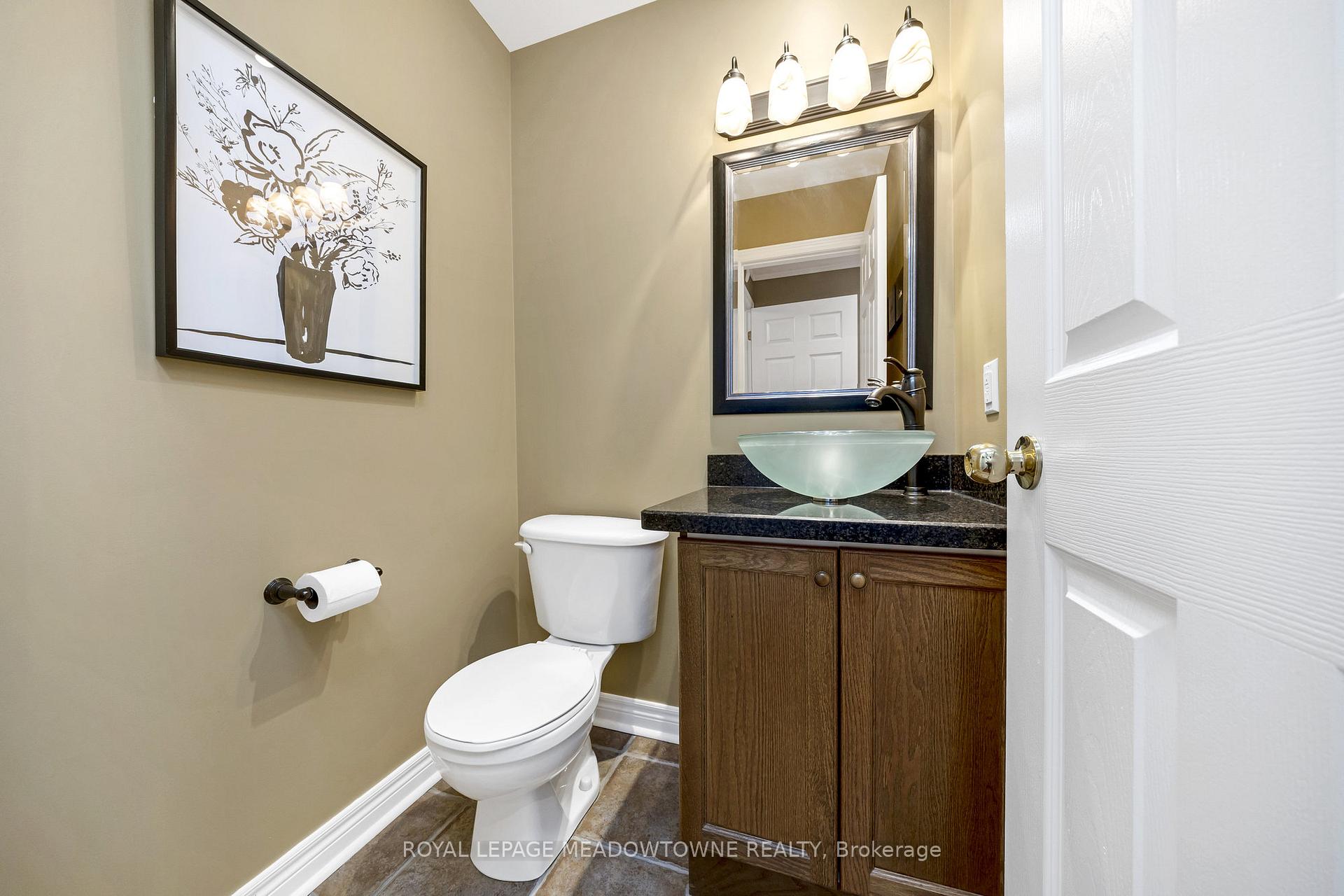 Photo 32 of 241 Ledwith Drive, Milton, Timberlea — HOMEH