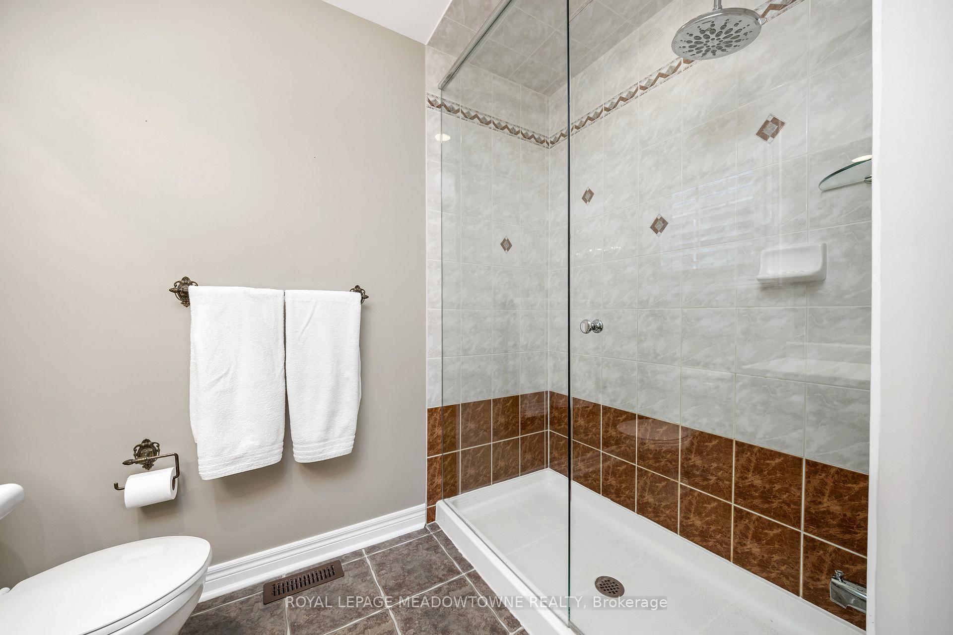 Photo 18 of 241 Ledwith Drive, Milton, Timberlea — HOMEH