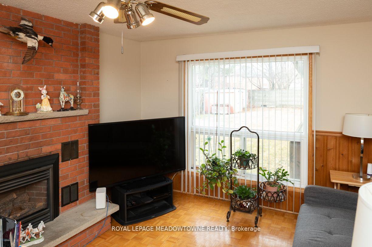 Photo 13 of 136 Harvest Moon Drive, Markham, Milliken Mills West — HOMEH