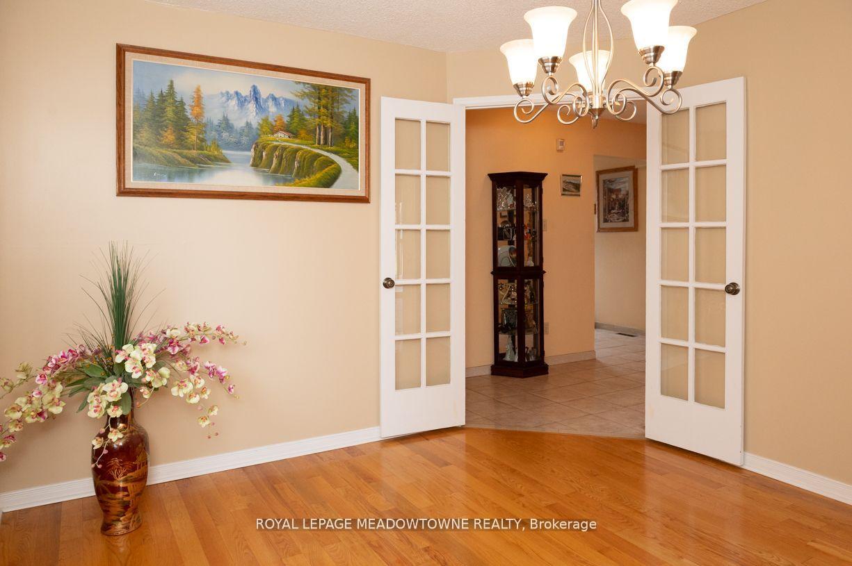 Photo 16 of 136 Harvest Moon Drive, Markham, Milliken Mills West — HOMEH