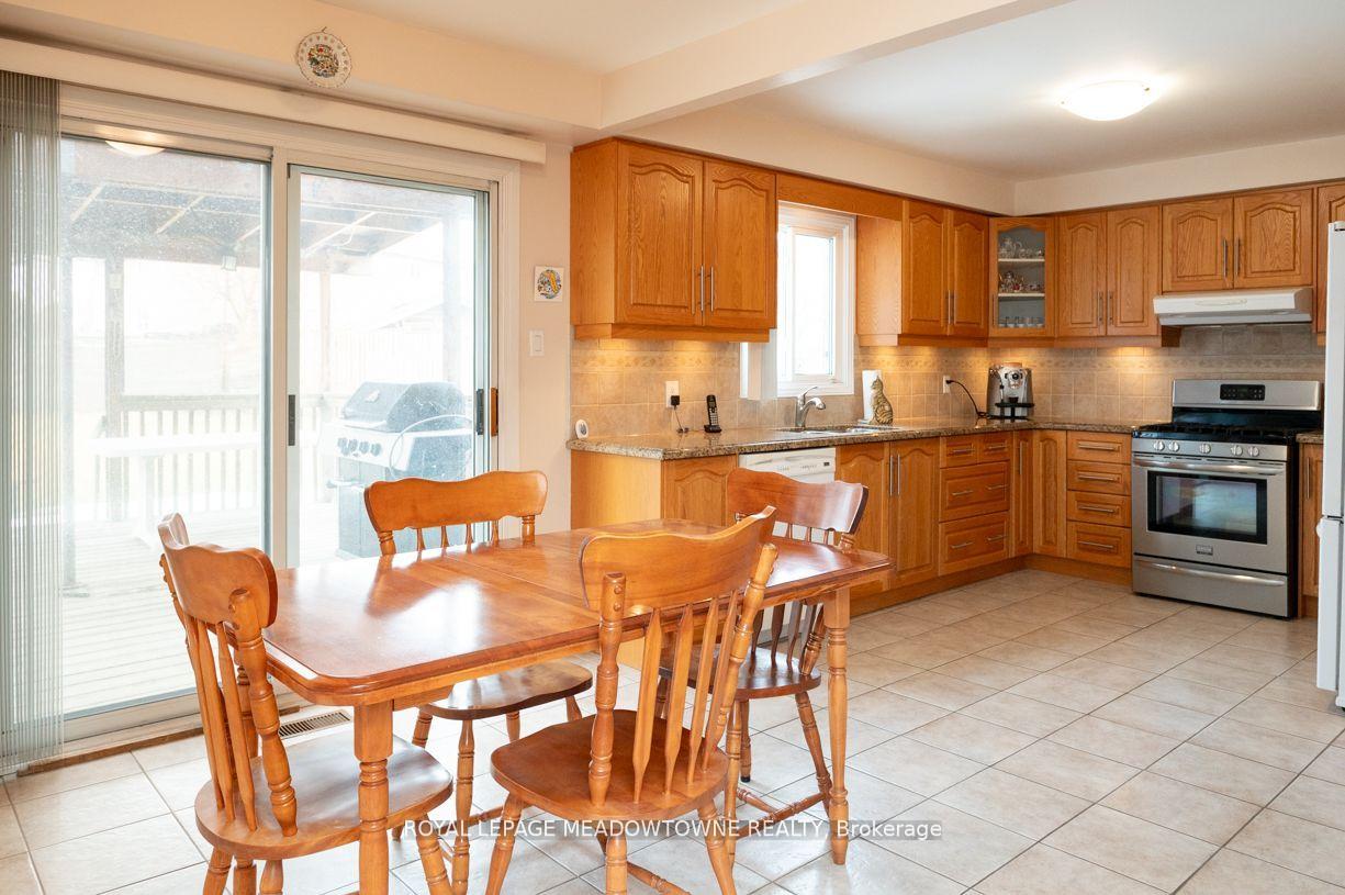 Photo 17 of 136 Harvest Moon Drive, Markham, Milliken Mills West — HOMEH