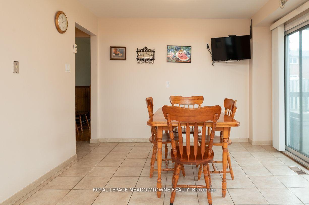 Photo 19 of 136 Harvest Moon Drive, Markham, Milliken Mills West — HOMEH