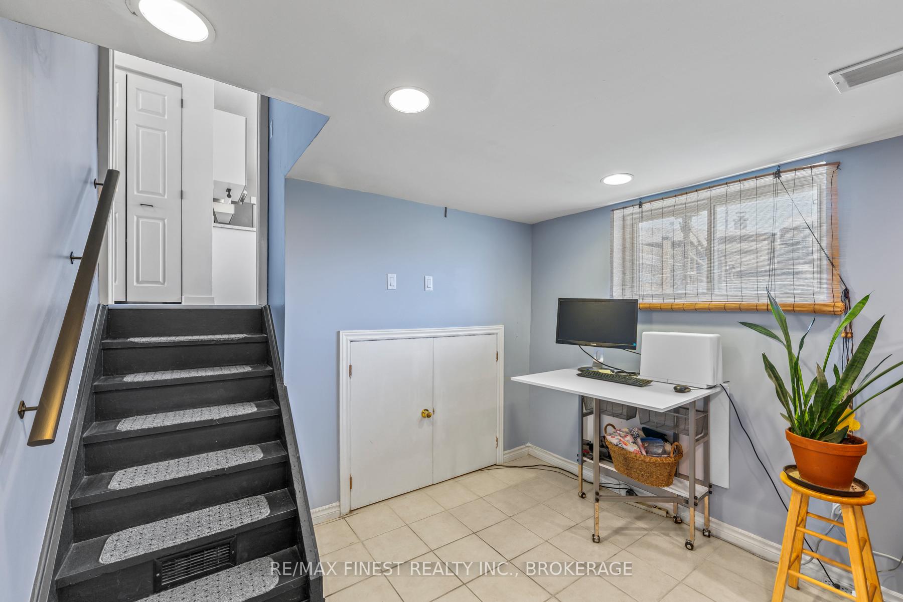 Photo 25 of 1039 Hudson Drive, Kingston, South of Taylor-Kidd Blvd — HOMEH