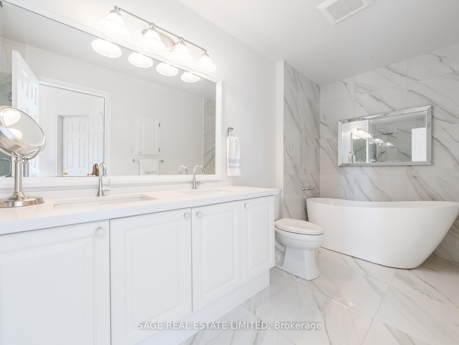 Photo 21 of 116 Boardwalk Drive, Toronto, The Beaches — HOMEH