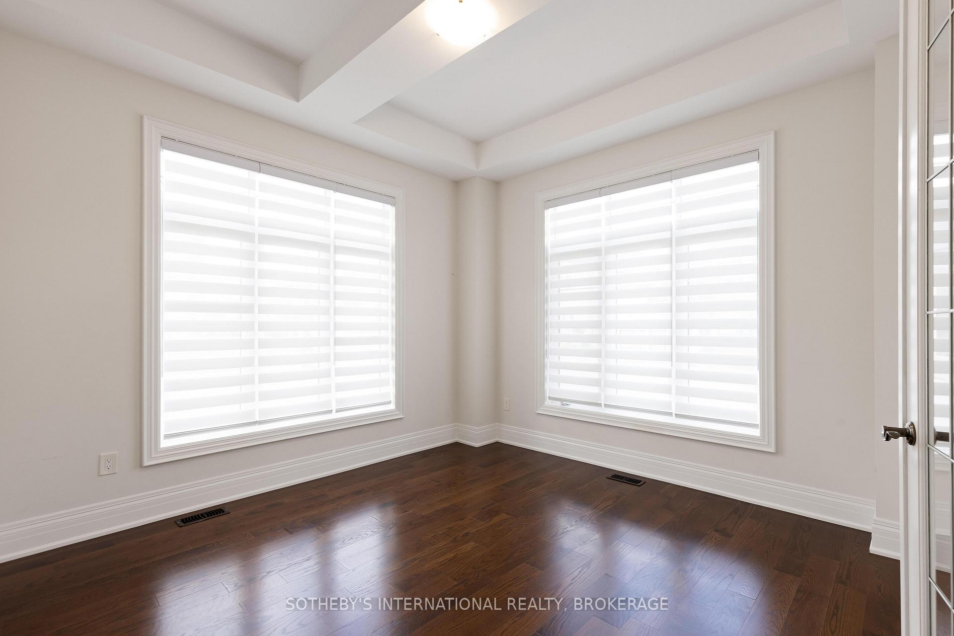 Photo 8 of 33 Conger Street, Vaughan, Maple — HOMEH