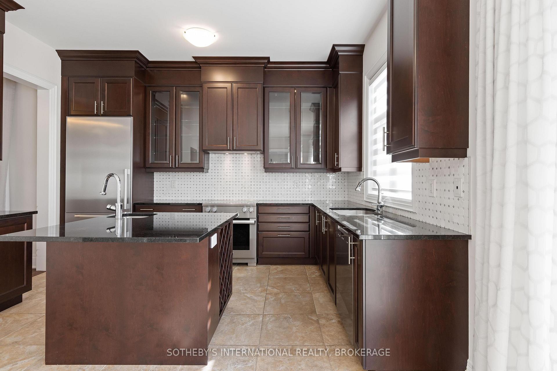 Photo 14 of 33 Conger Street, Vaughan, Maple — HOMEH
