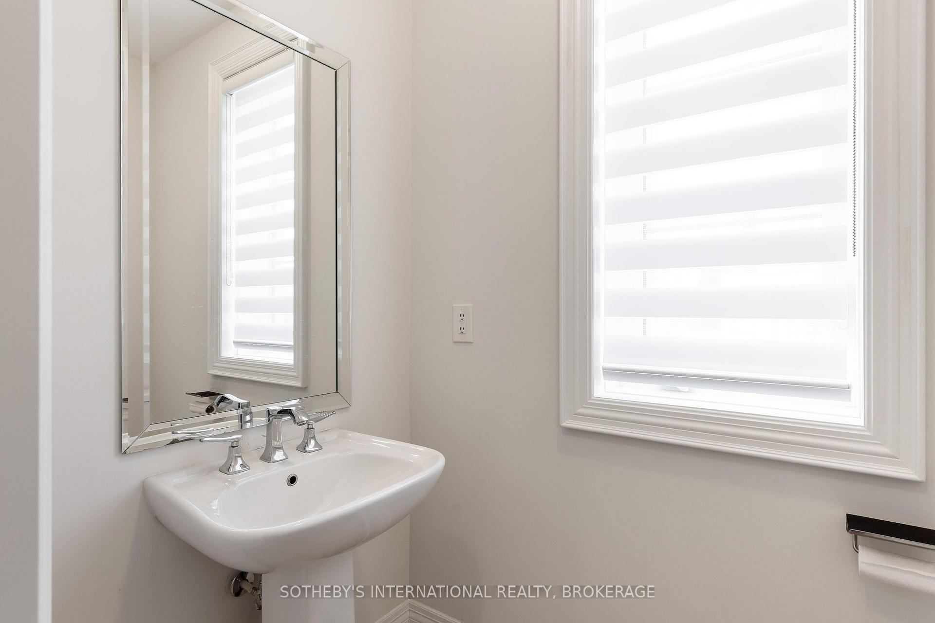 Photo 40 of 33 Conger Street, Vaughan, Maple — HOMEH