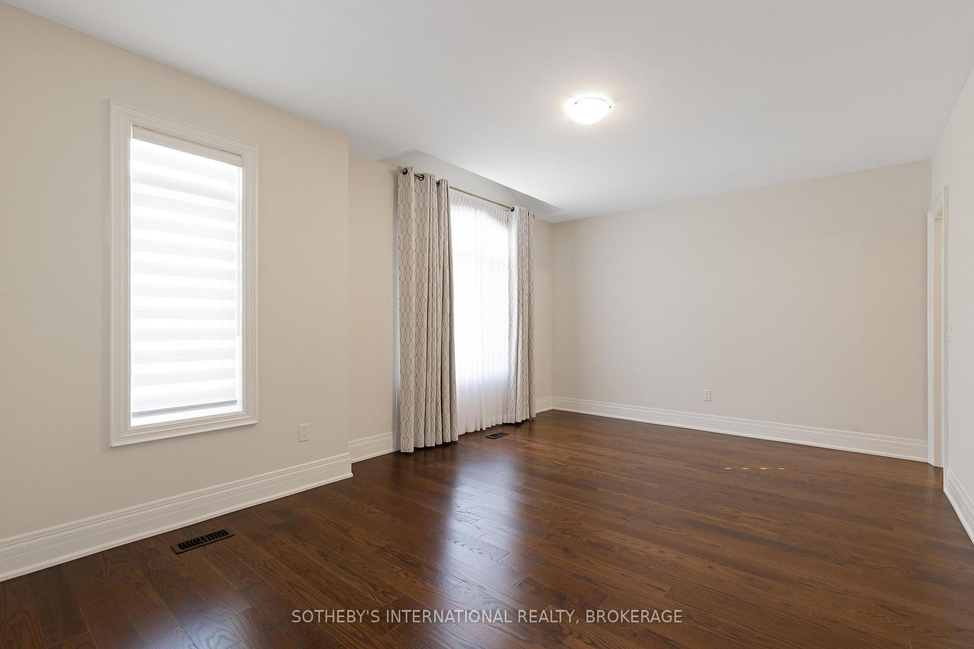 Photo 38 of 33 Conger Street, Vaughan, Maple — HOMEH