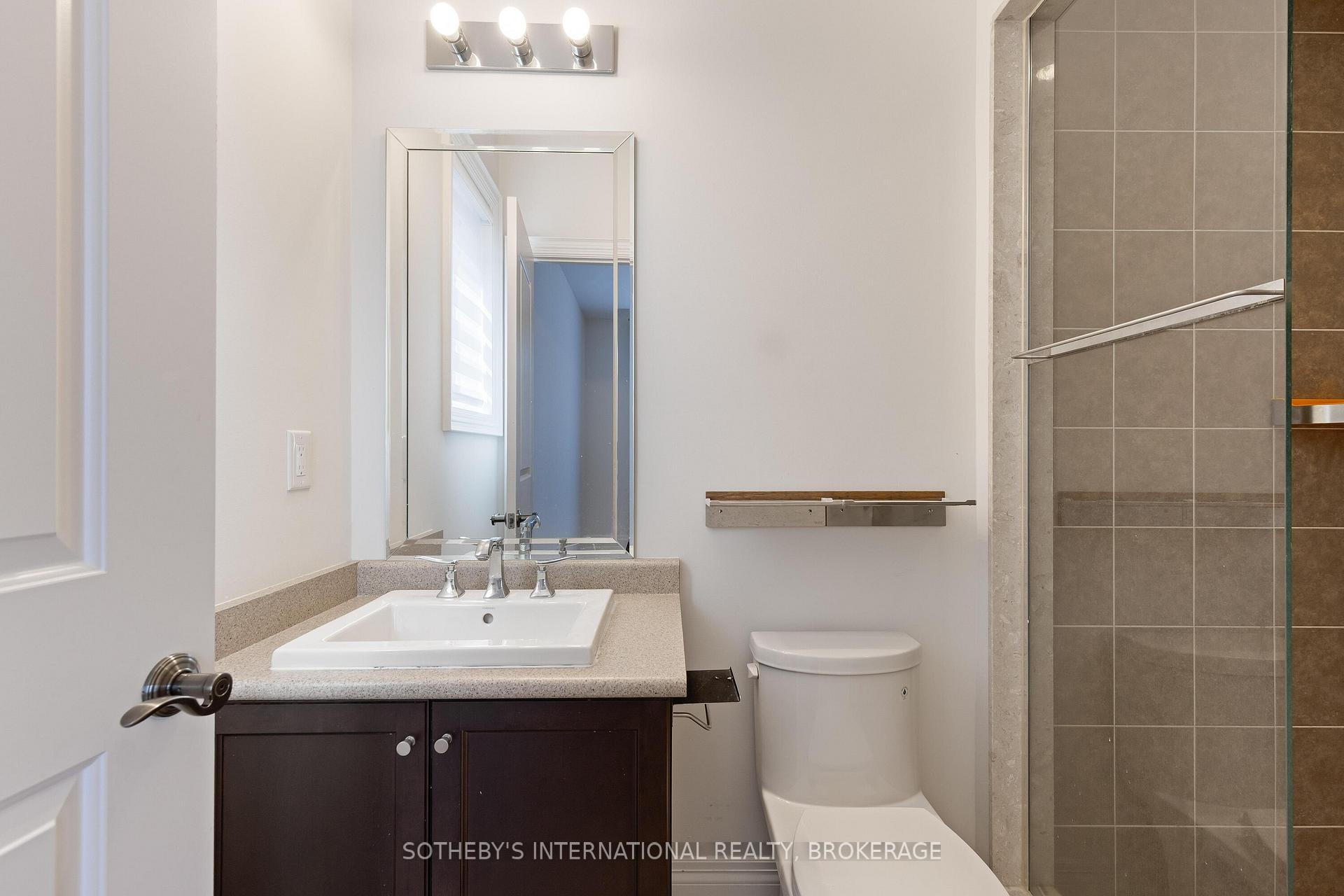 Photo 41 of 33 Conger Street, Vaughan, Maple — HOMEH