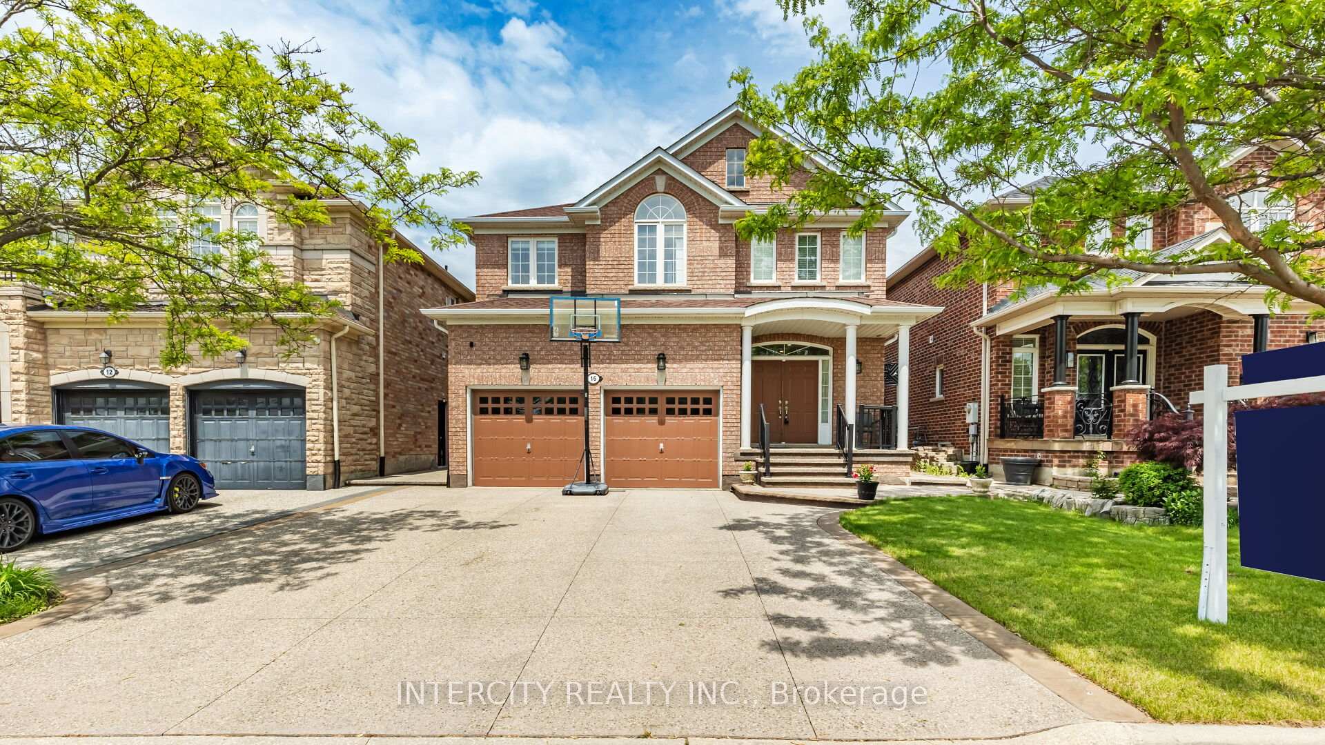 Photo 1 of 16 Venice Gate Drive, Vaughan, Vellore Village — HOMEH