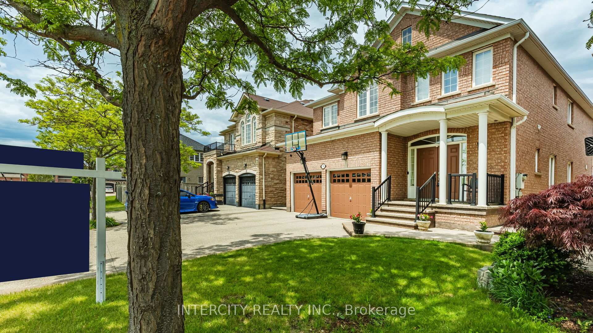 Photo 21 of 16 Venice Gate Drive, Vaughan, Vellore Village — HOMEH