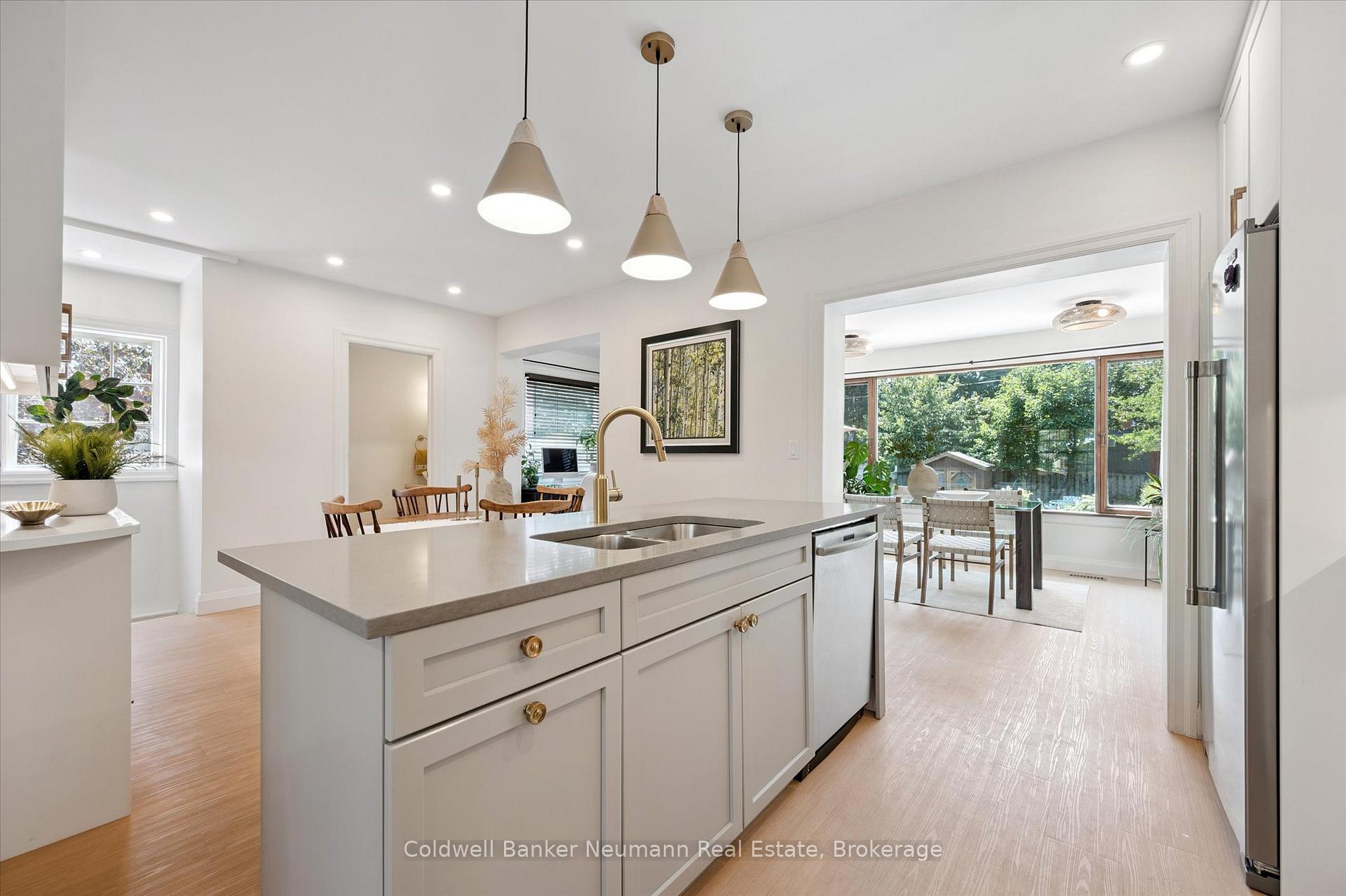 Photo 6 of 230 Dublin Street N, Guelph, Downtown — HOMEH