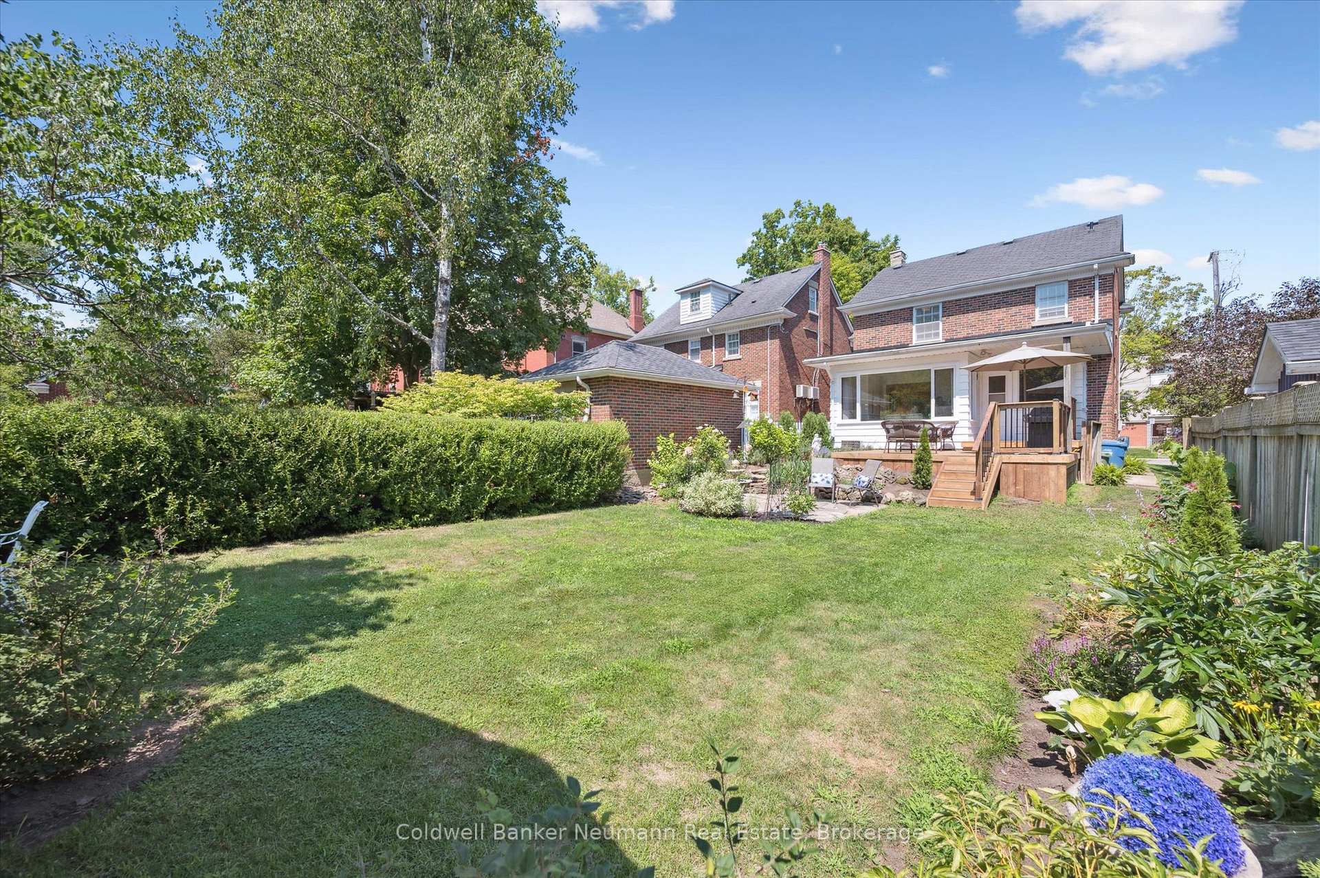 Photo 23 of 230 Dublin Street N, Guelph, Downtown — HOMEH