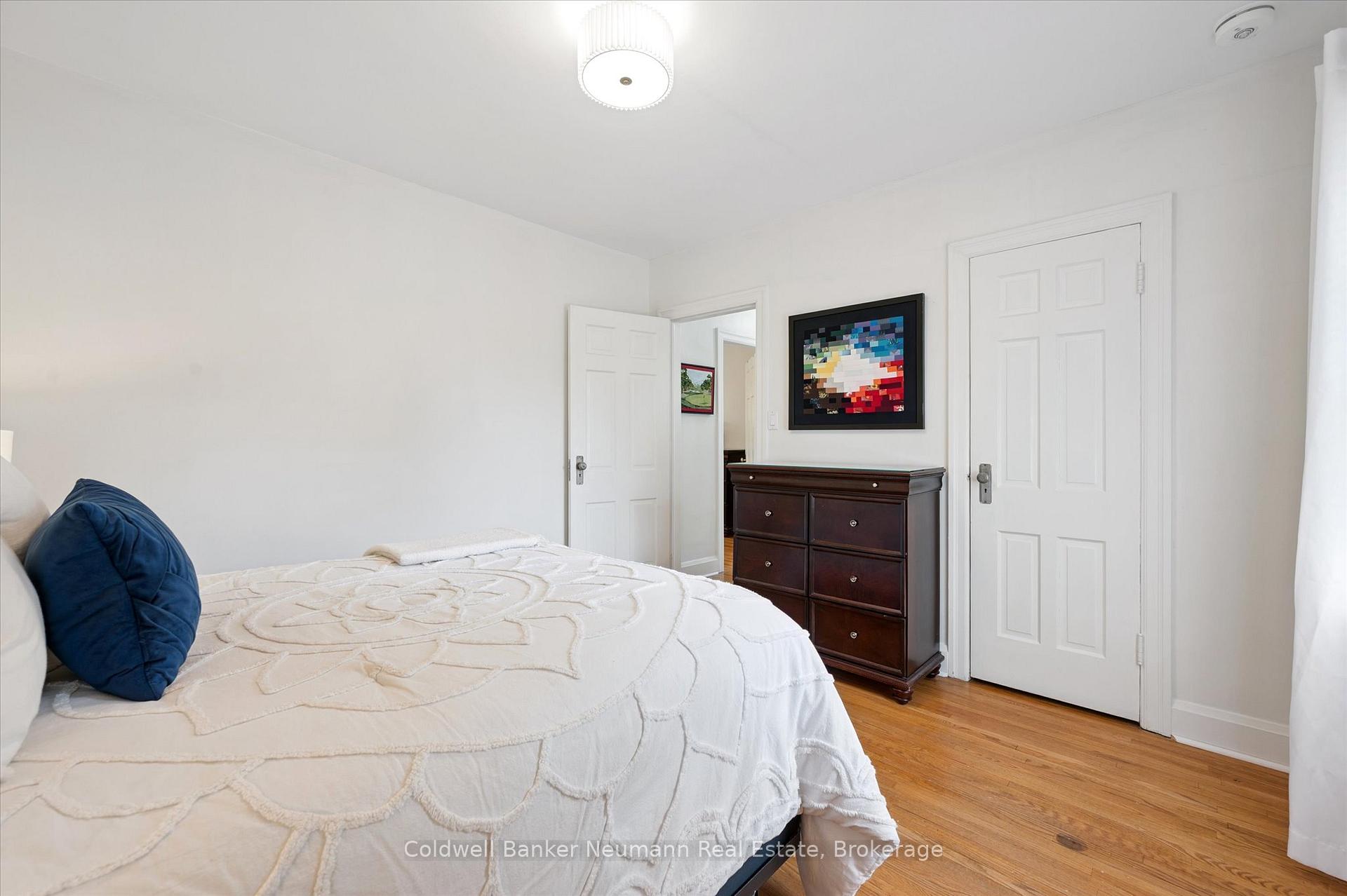 Photo 37 of 230 Dublin Street N, Guelph, Downtown — HOMEH