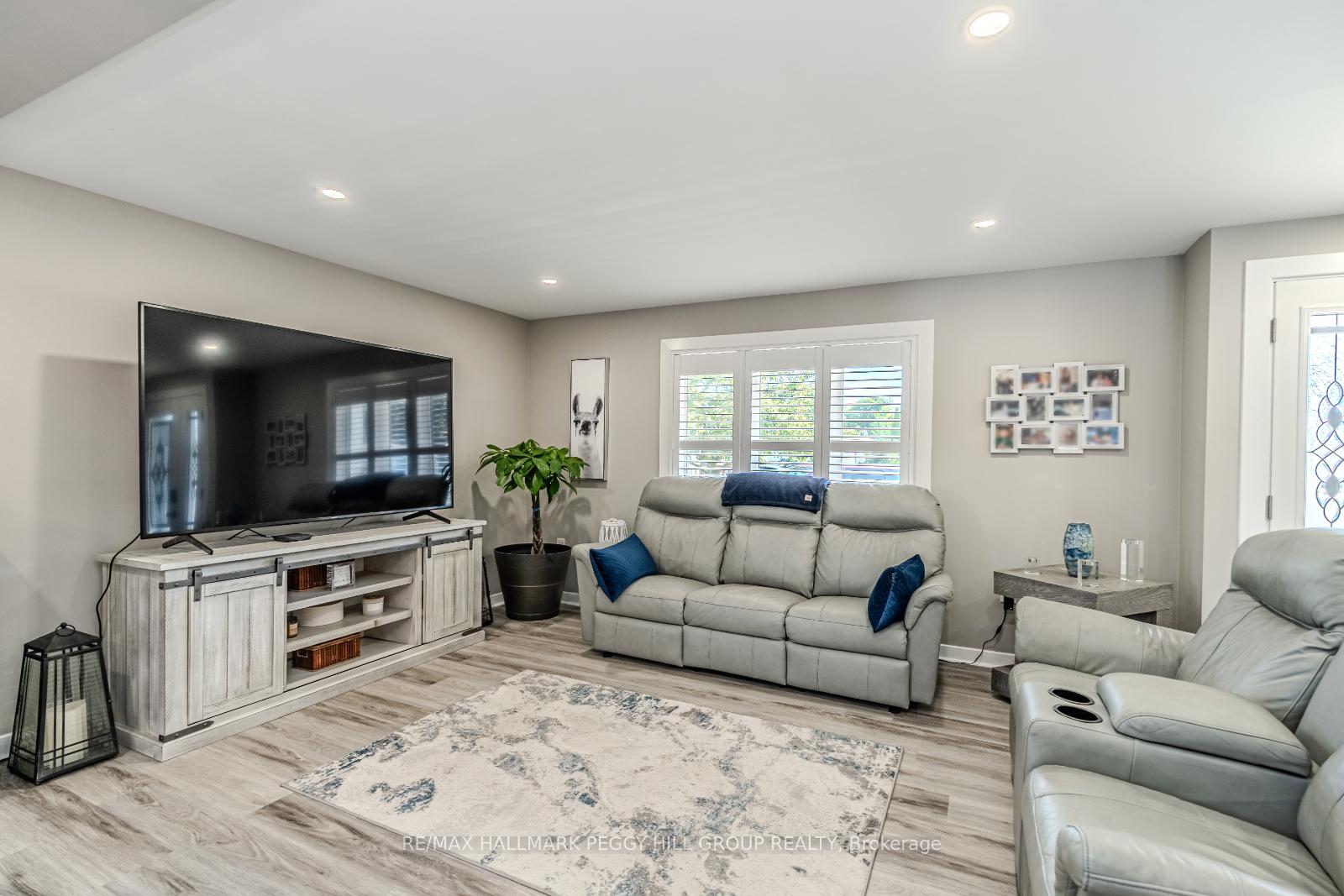 Photo 5 of 10 Nettles Cove, Innisfil, Rural Innisfil — HOMEH
