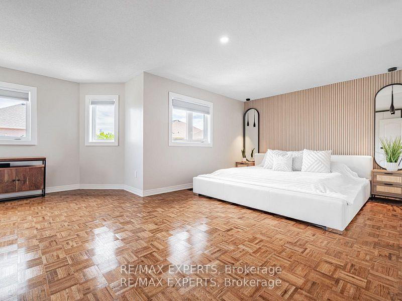 Photo 9 of 267 Sunset Ridge, Vaughan, Sonoma Heights — HOMEH