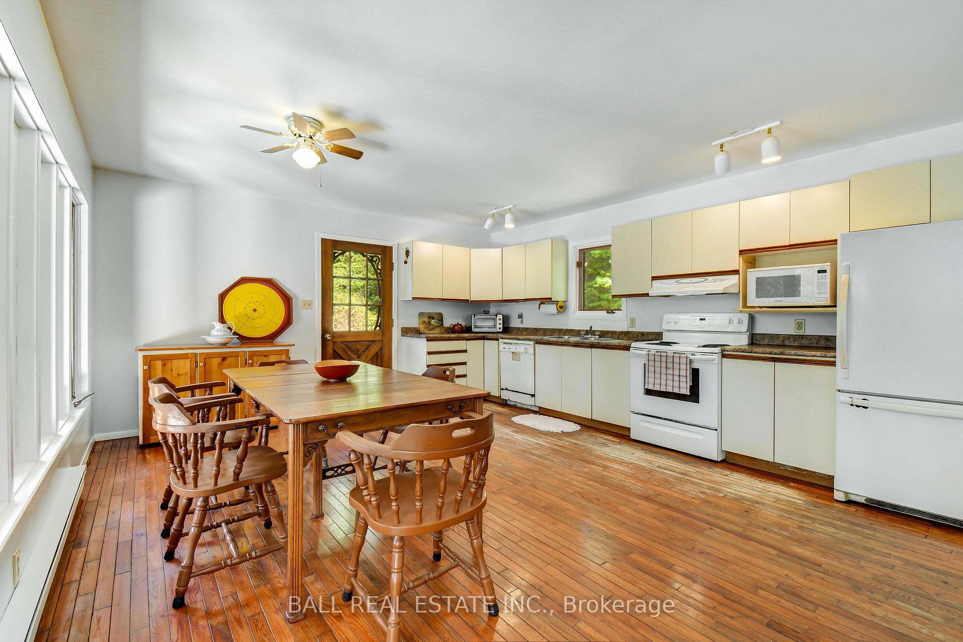 Photo 5 of 226 Peter Lane, Wollaston — HOMEH