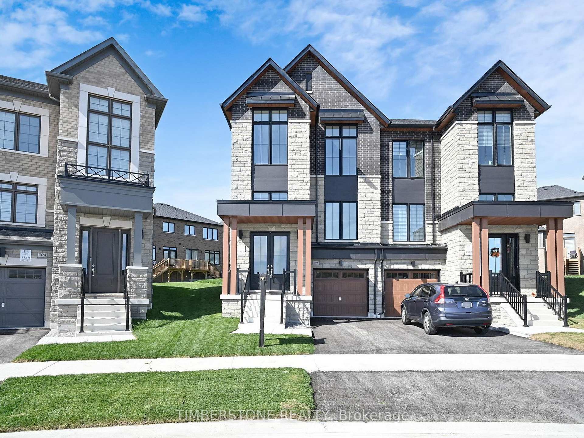 Photo 1 of 1026 Valhalla Terrace, Pickering, Rural Pickering — HOMEH