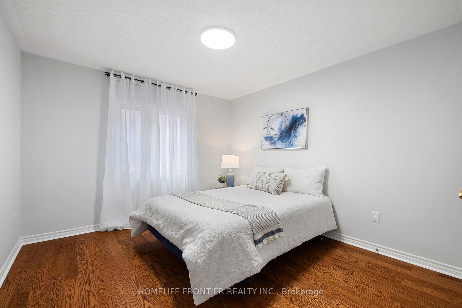 Photo 19 of 92 Wardlaw Place, Vaughan, Vellore Village — HOMEH