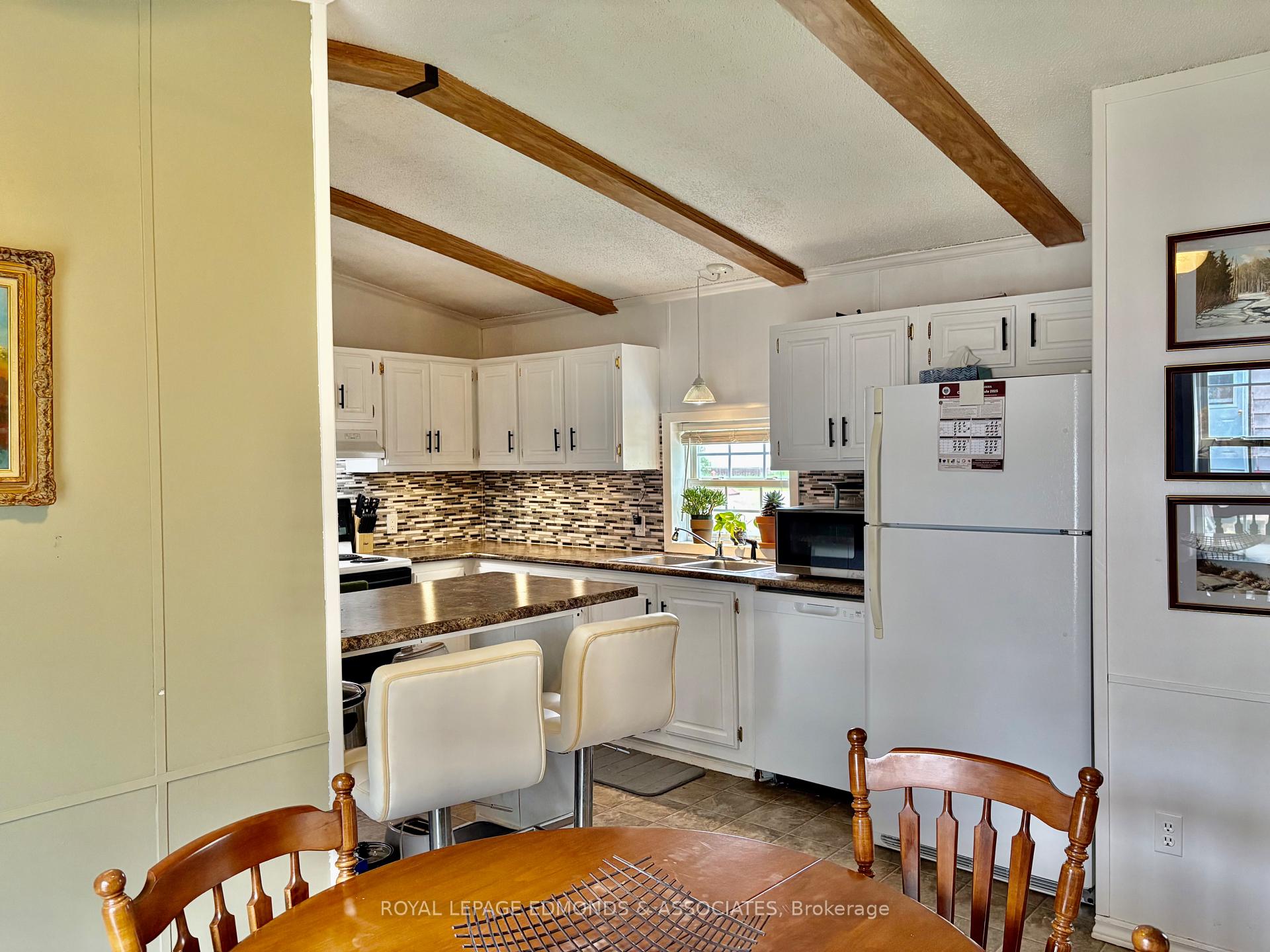 Photo 4 of 55 Pinehurst Estates, Petawawa — HOMEH