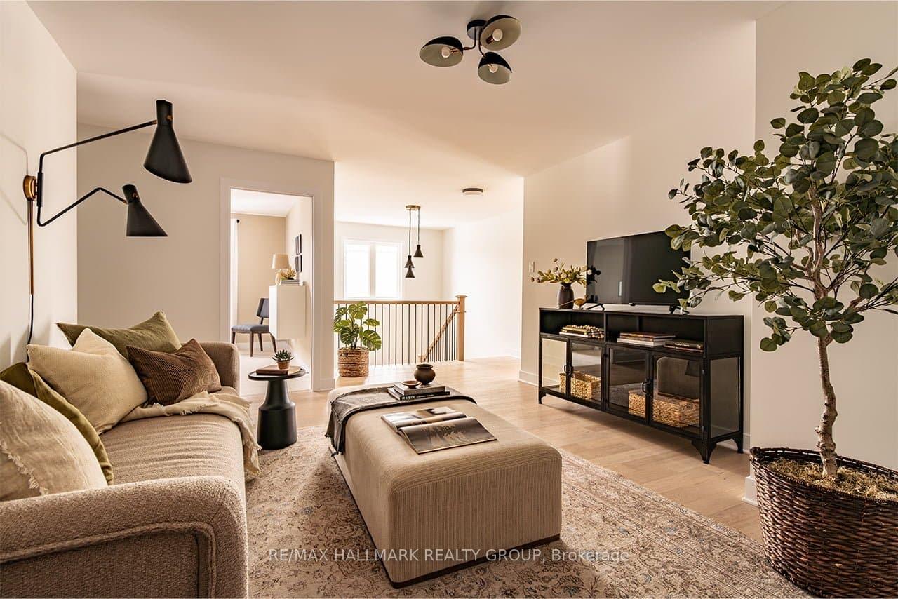 Photo 11 of 616 Persimmon Way, Ottawa, Chapel Hill South - Orleans Village — HOMEH